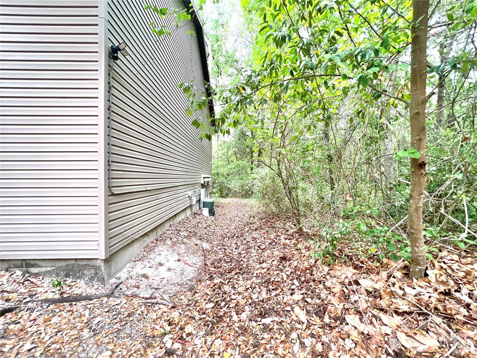 TREEHOUSE VILLAGE - Residential