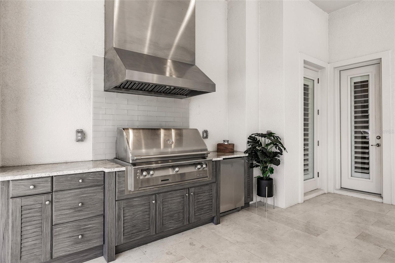 LAKE VIEW ESTATES AT THE LAKE CLUB - Residential