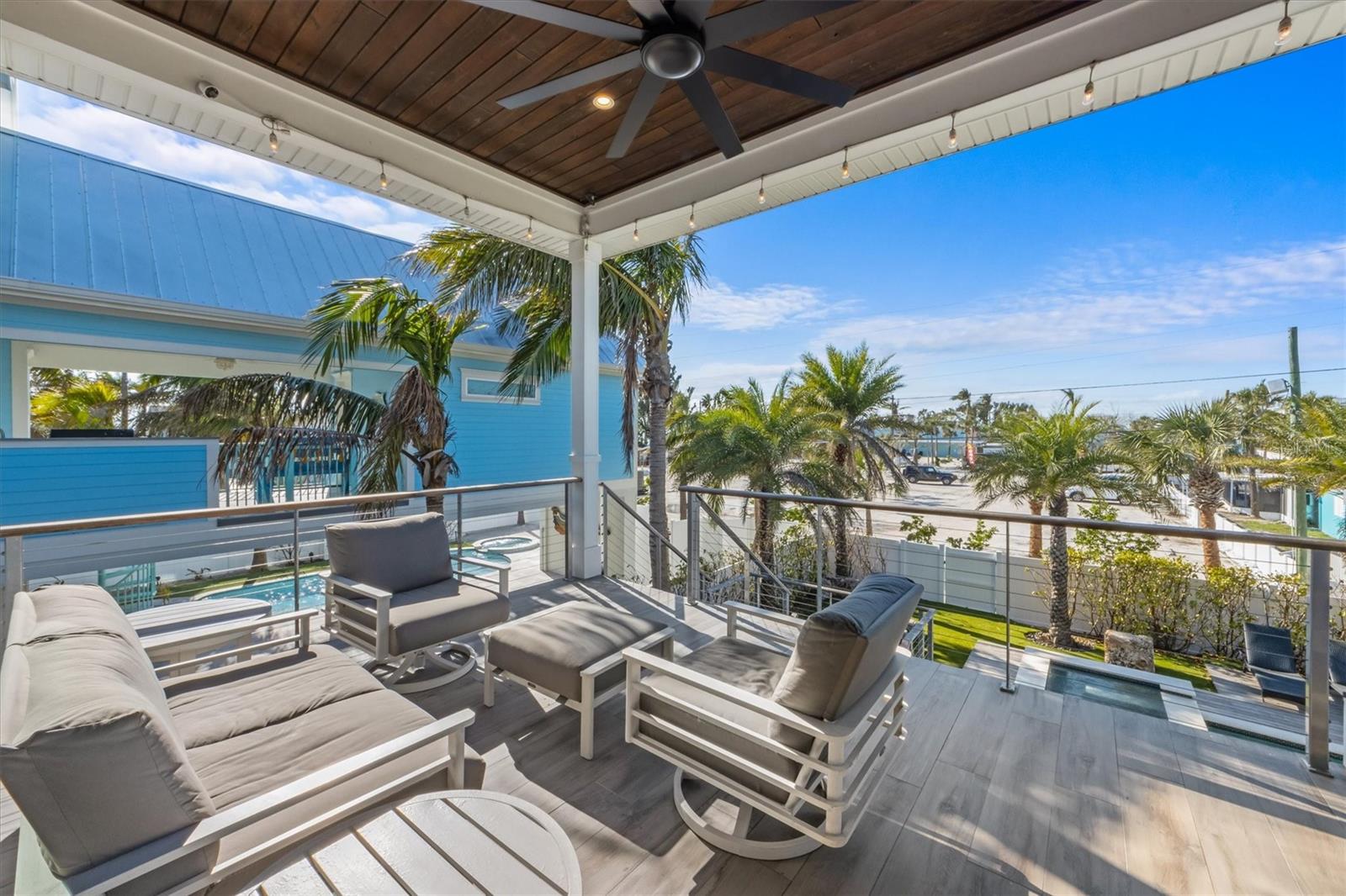 ANNA MARIA BEACH - Residential