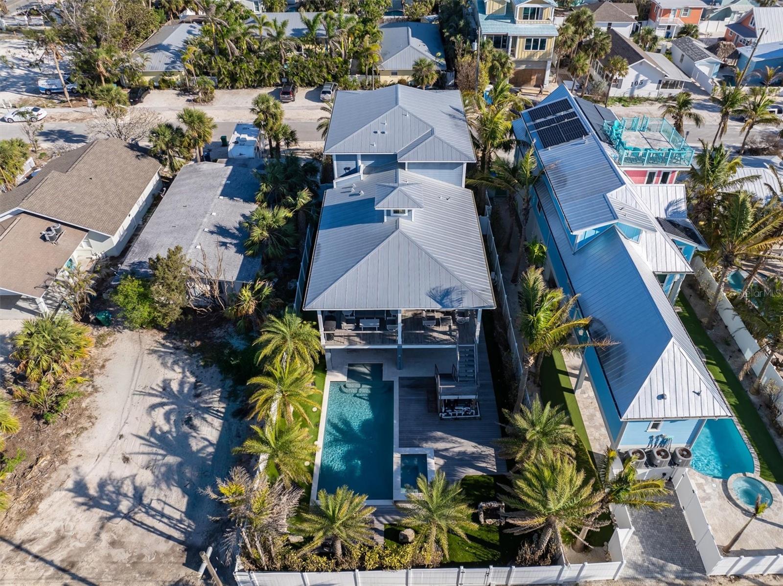 ANNA MARIA BEACH - Residential