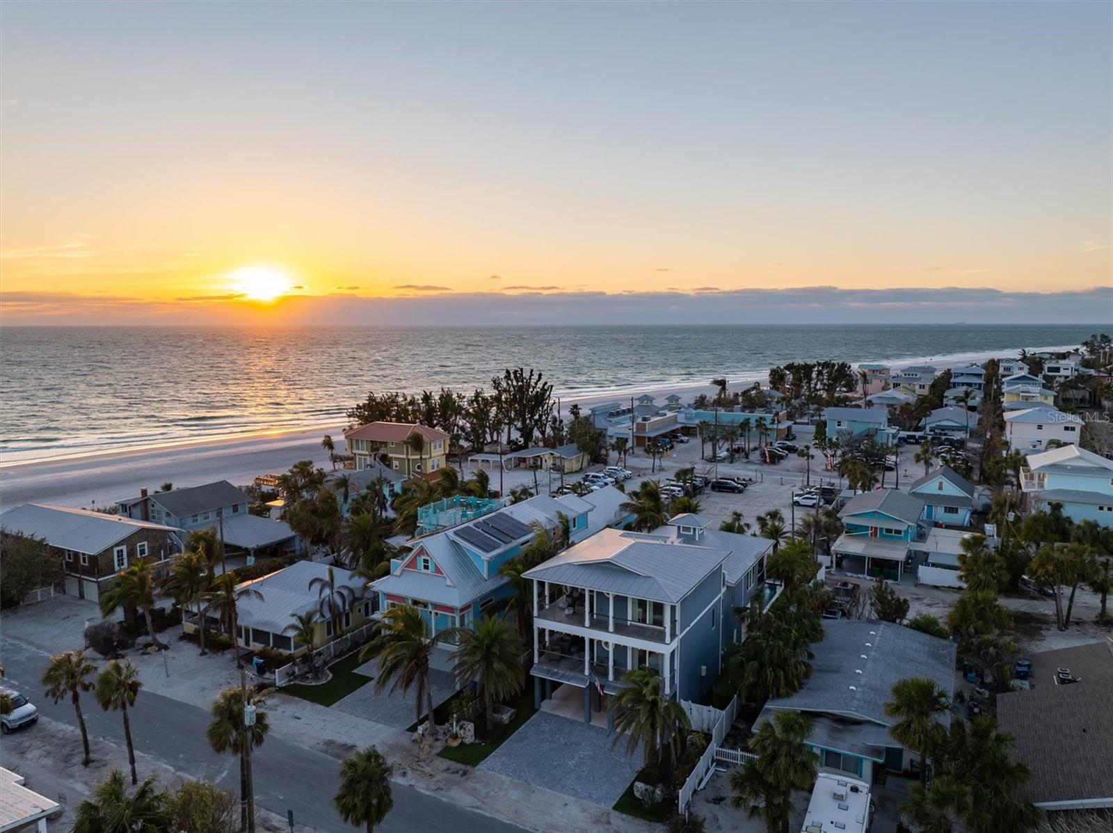 ANNA MARIA BEACH - Residential