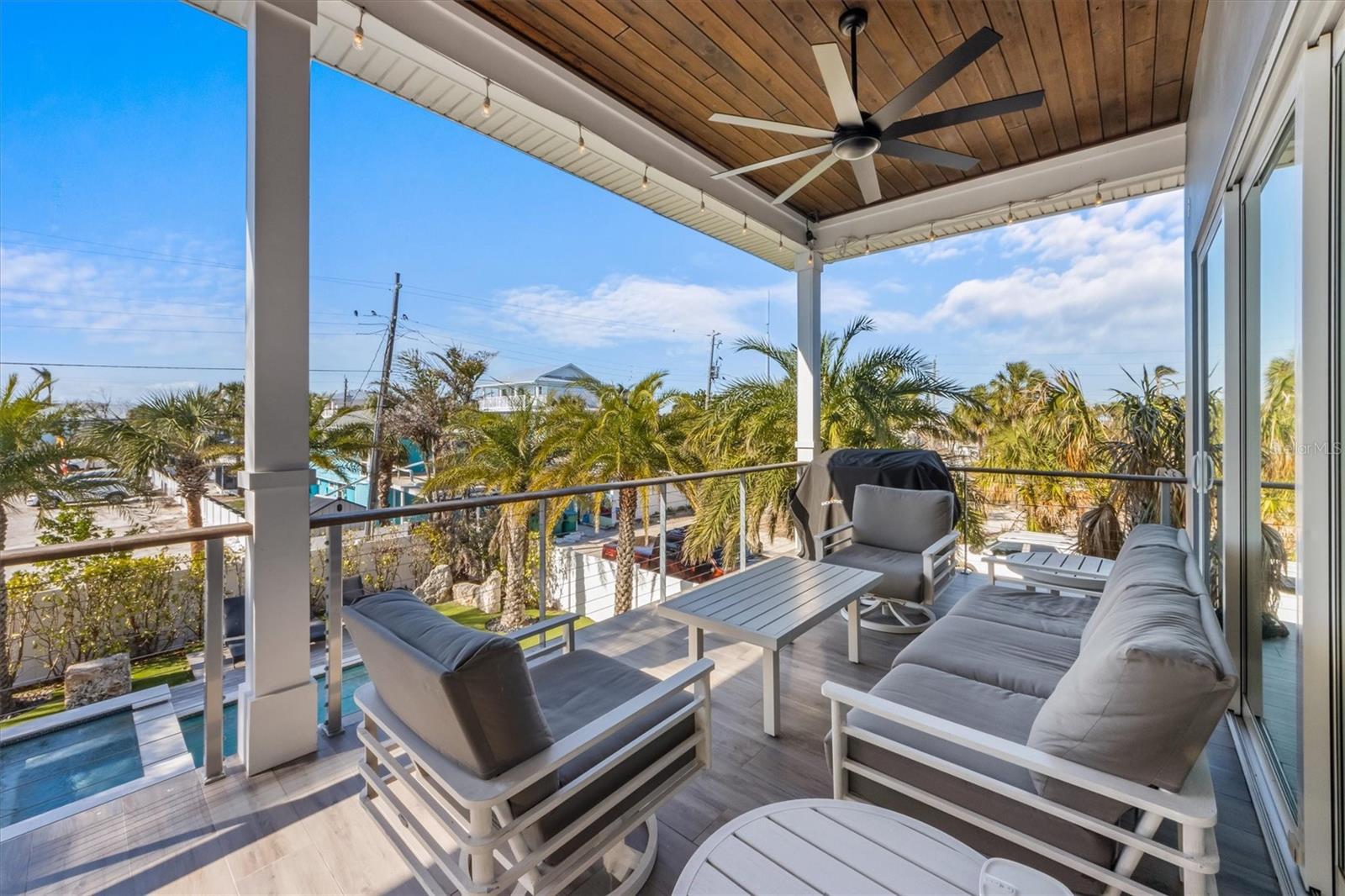 ANNA MARIA BEACH - Residential