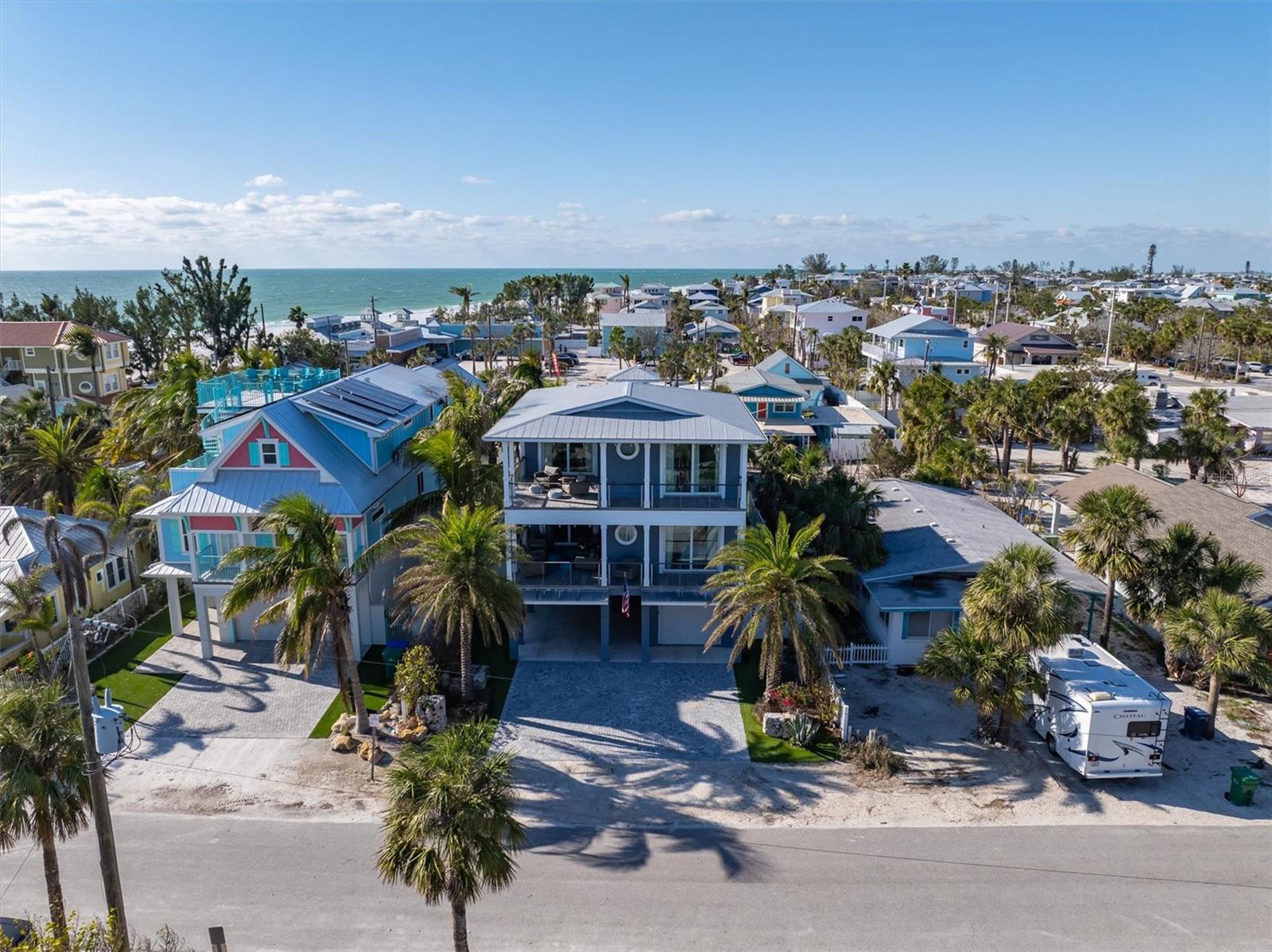 ANNA MARIA BEACH - Residential