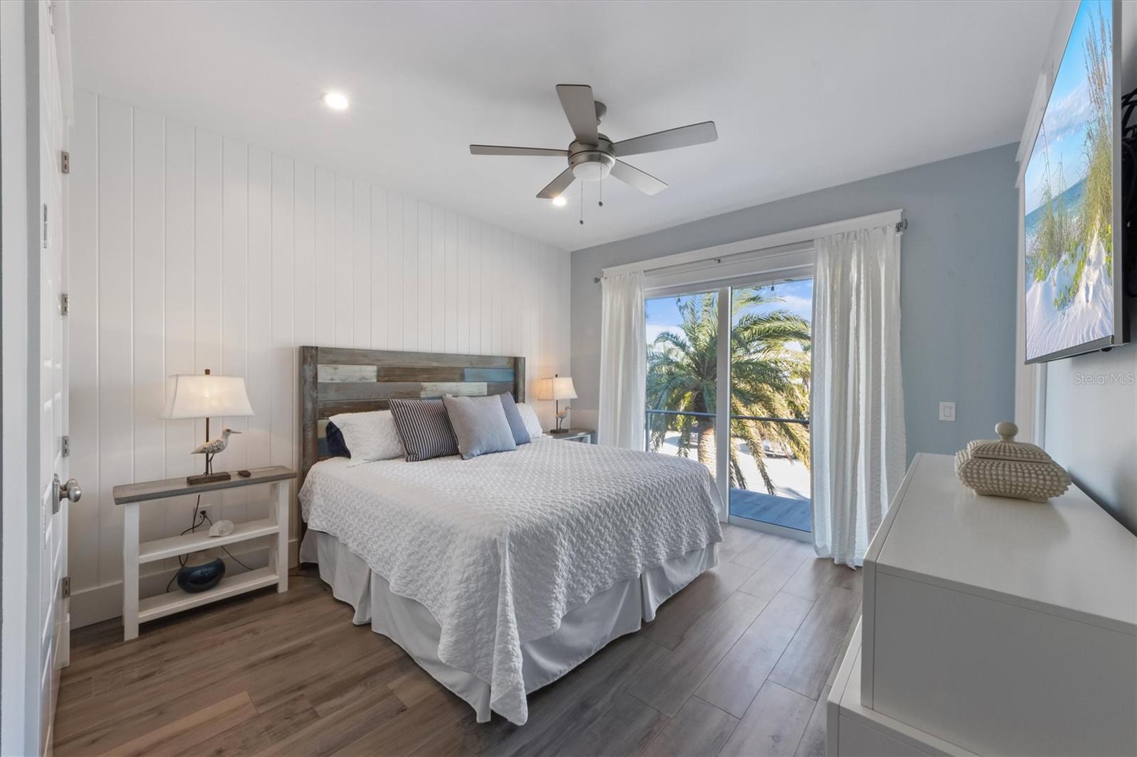 ANNA MARIA BEACH - Residential