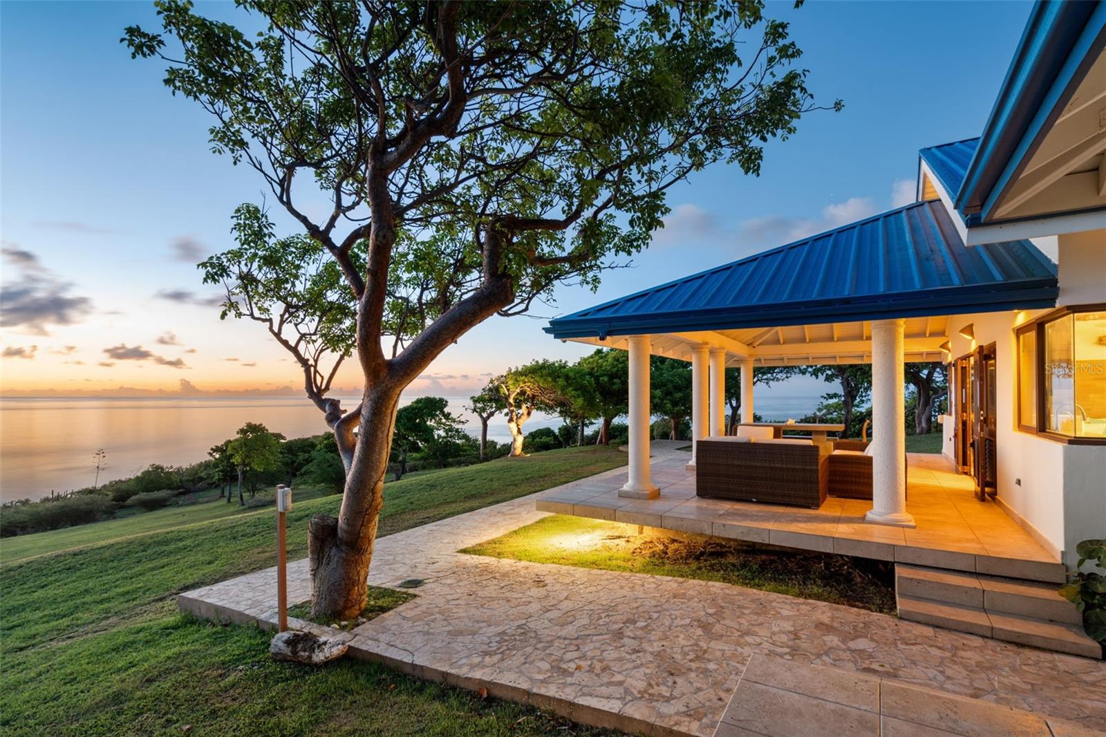 BARRIO FRAILES - Residential