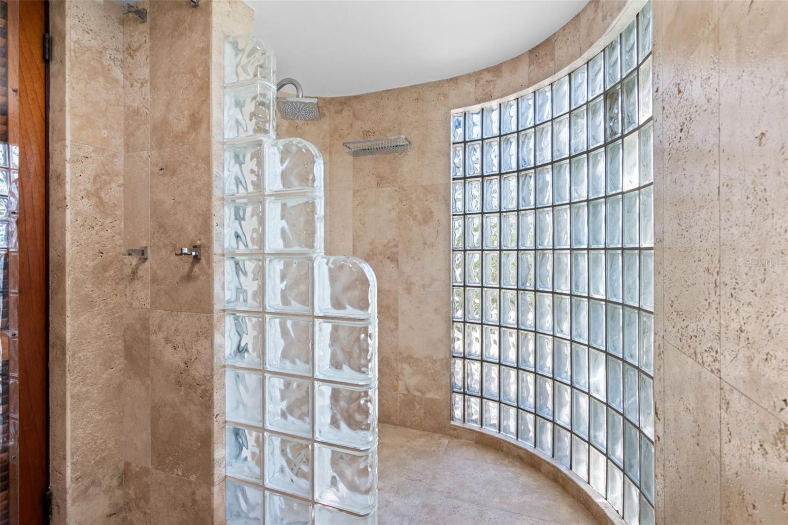 BARRIO FRAILES - Residential