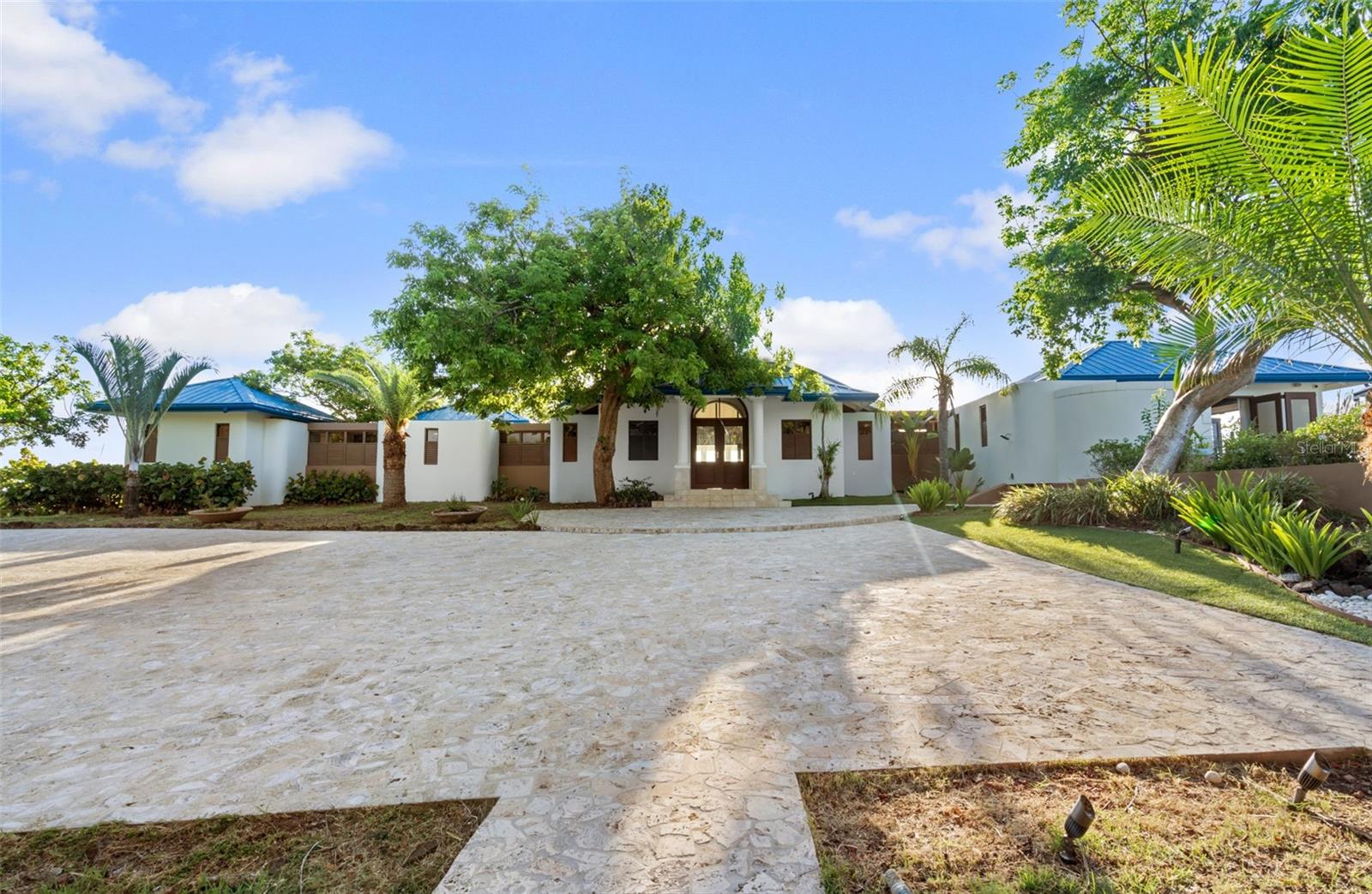 BARRIO FRAILES - Residential