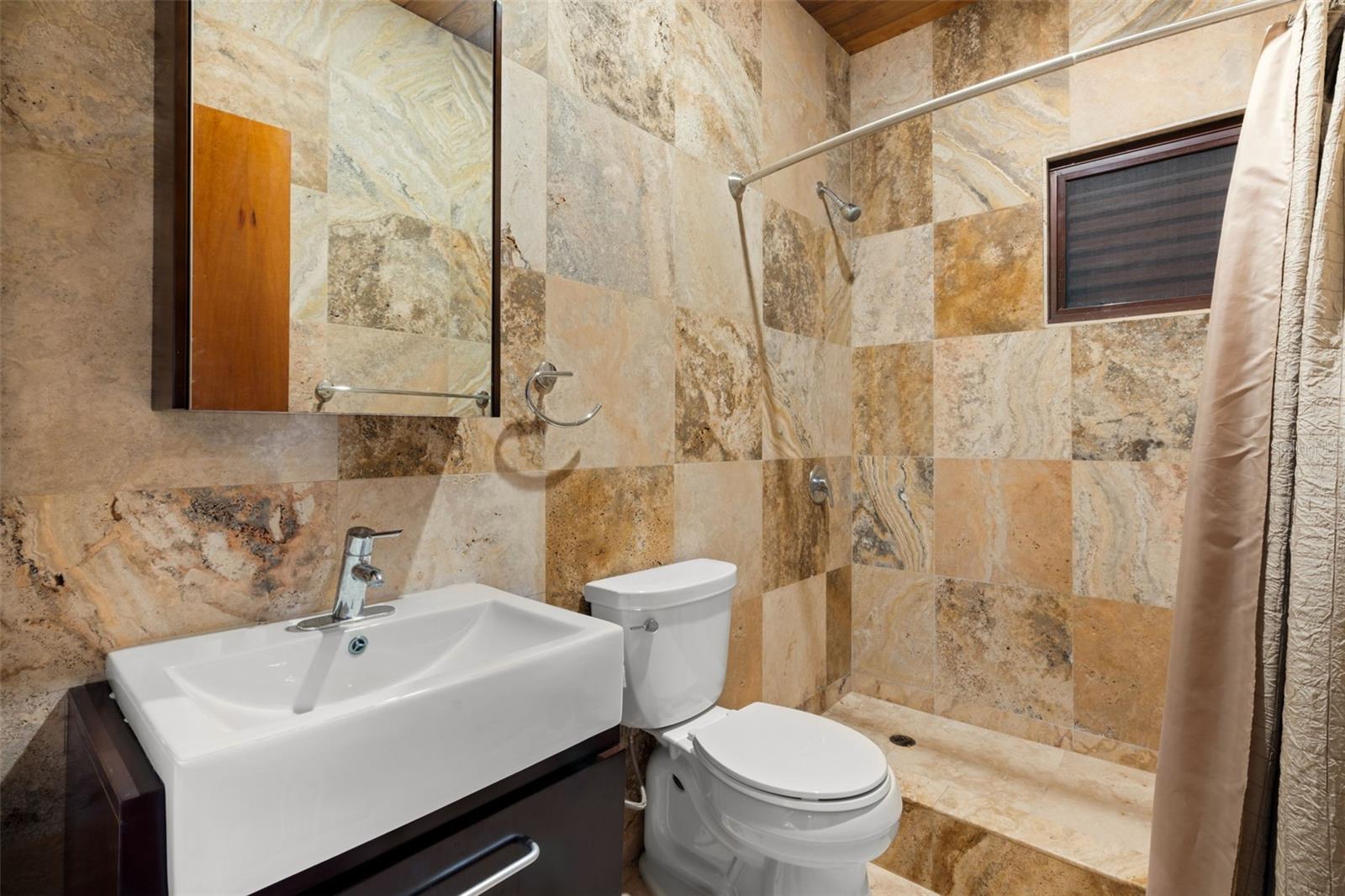 BARRIO FRAILES - Residential