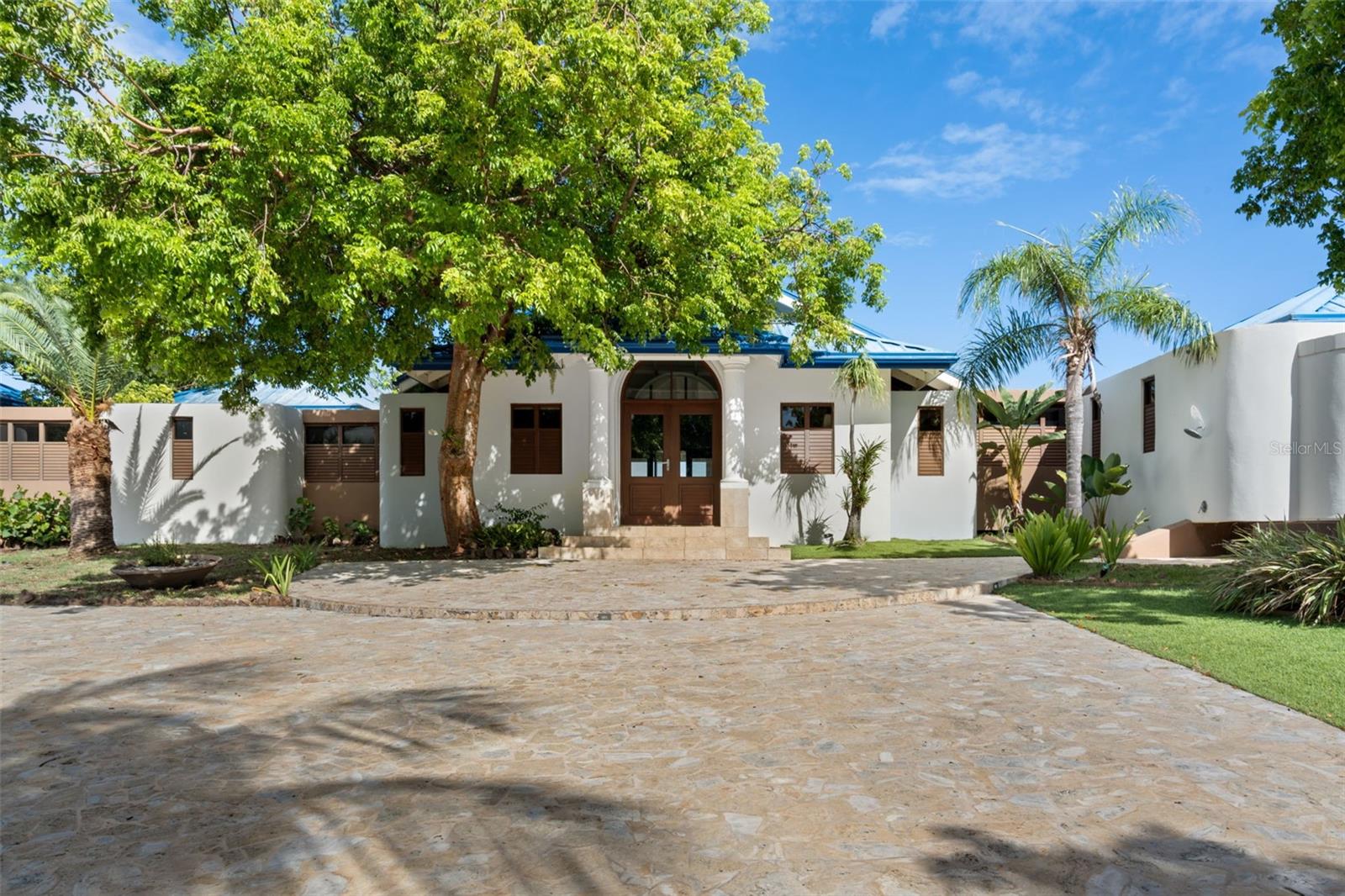 BARRIO FRAILES - Residential