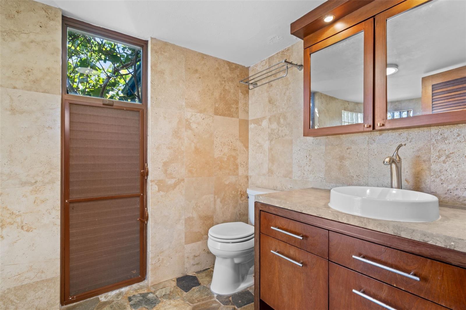 BARRIO FRAILES - Residential