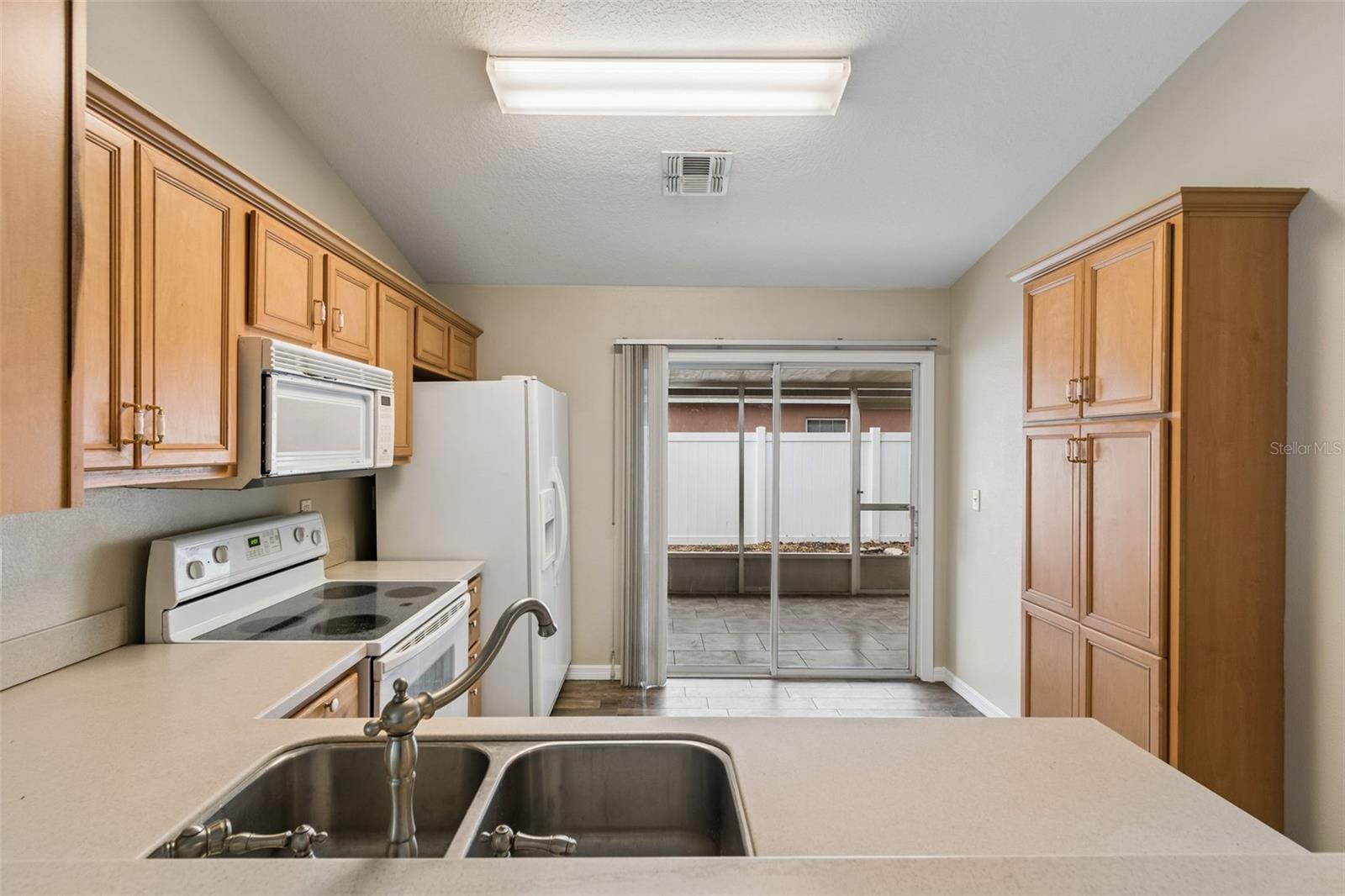 EAGLE RANCH SUB - Residential