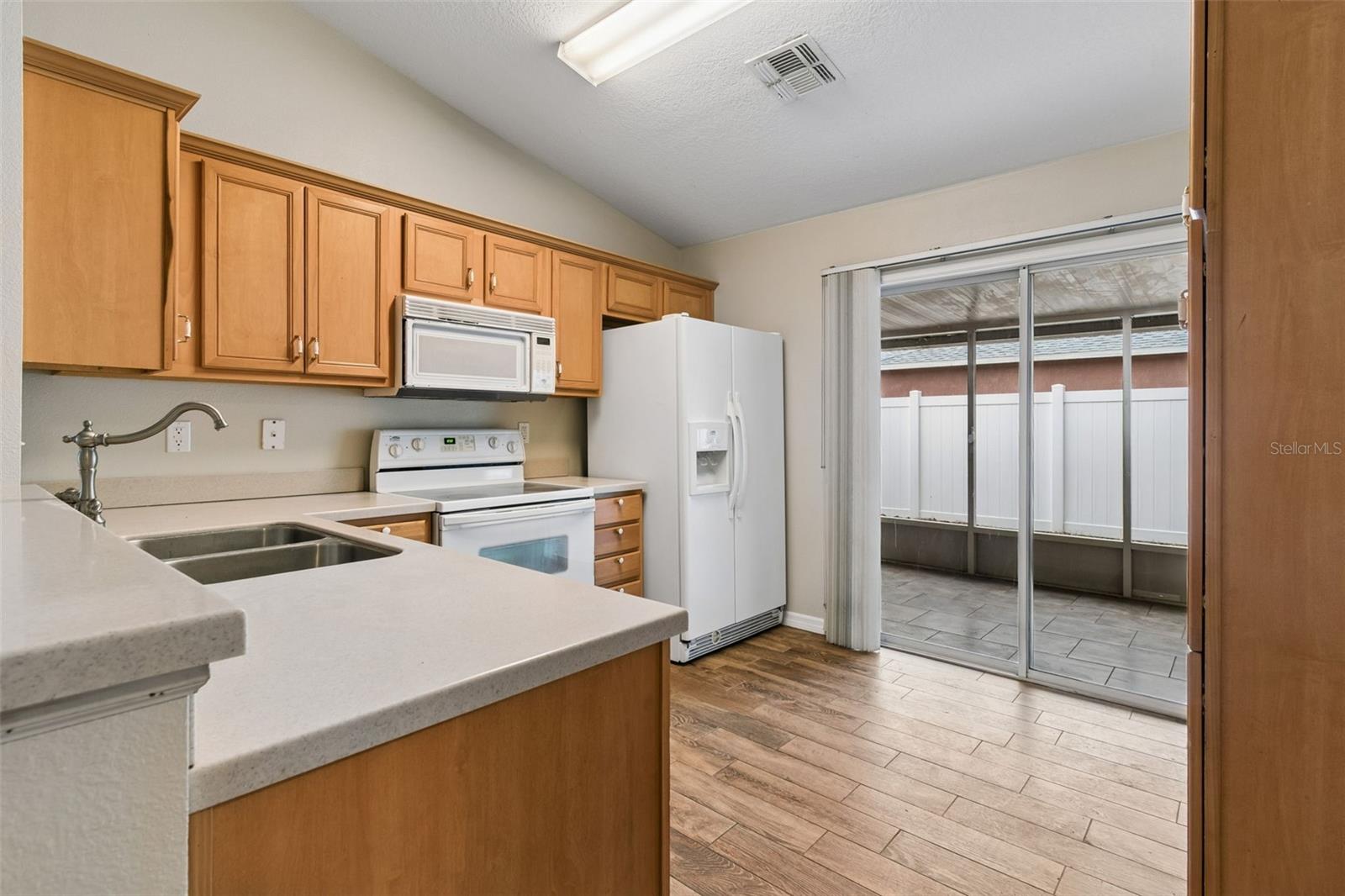 EAGLE RANCH SUB - Residential