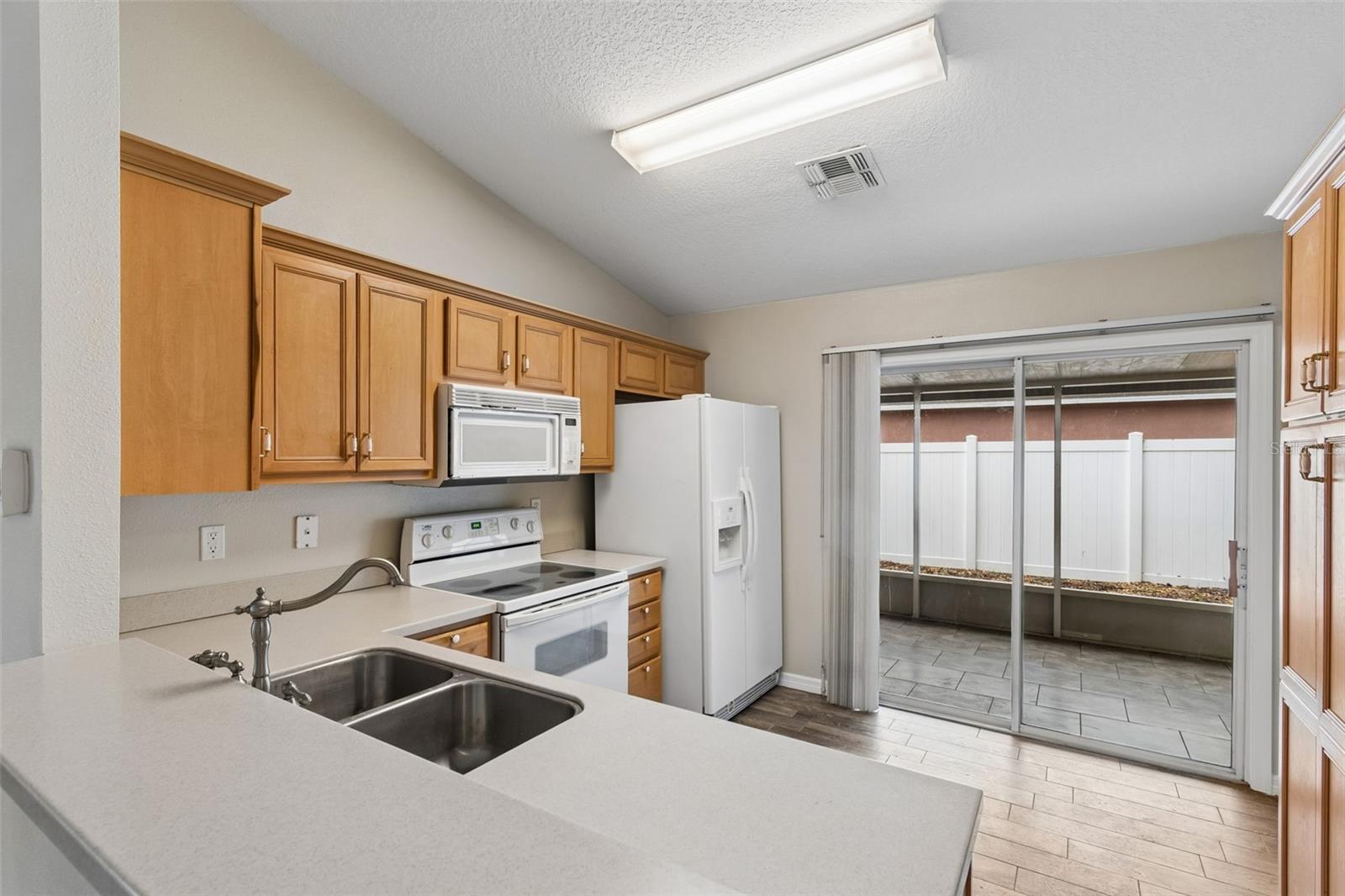 EAGLE RANCH SUB - Residential