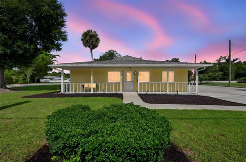 Photo of 800 N Stone Street, Deland, FL 32720 (MLS # V4949772)