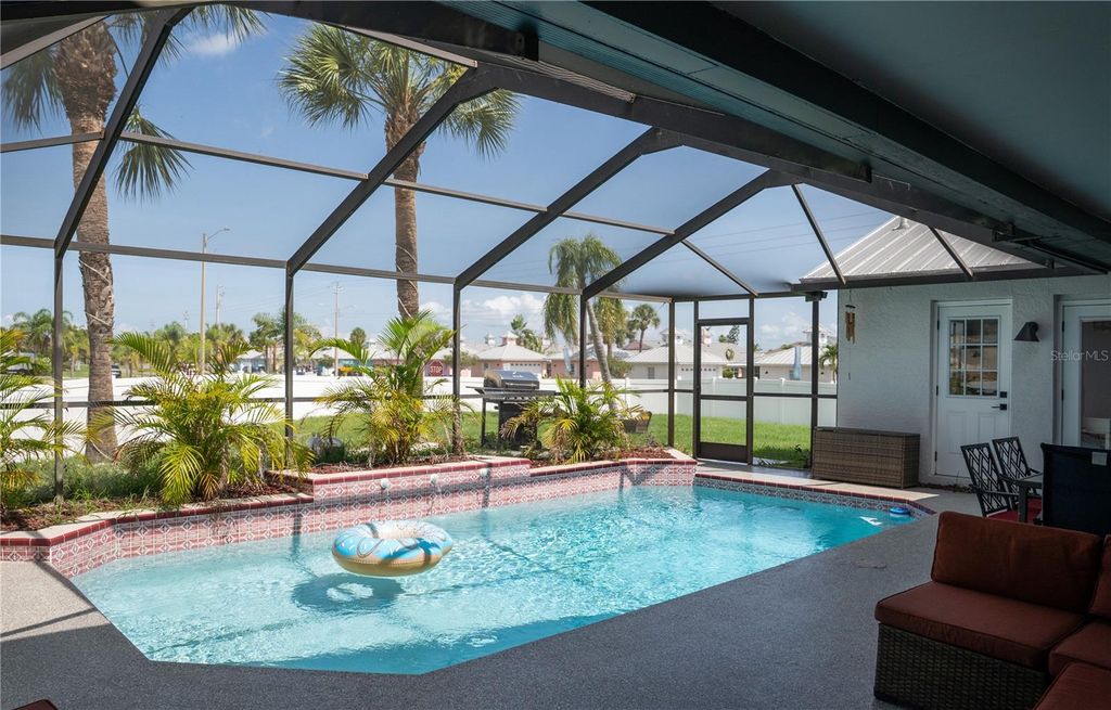 Photo of 917 Shagos Drive, Apollo Beach, FL 33572 (MLS # TB8417442)
