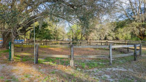 Tiny photo for 1154 SE 95th Street, Ocala, FL 34480 (MLS # OM719522)