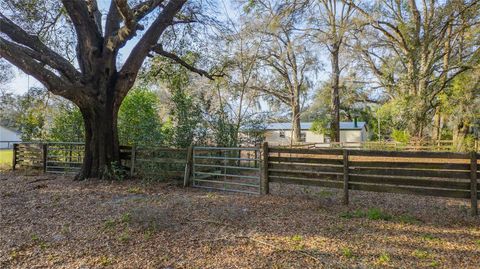 Tiny photo for 1154 SE 95th Street, Ocala, FL 34480 (MLS # OM719522)