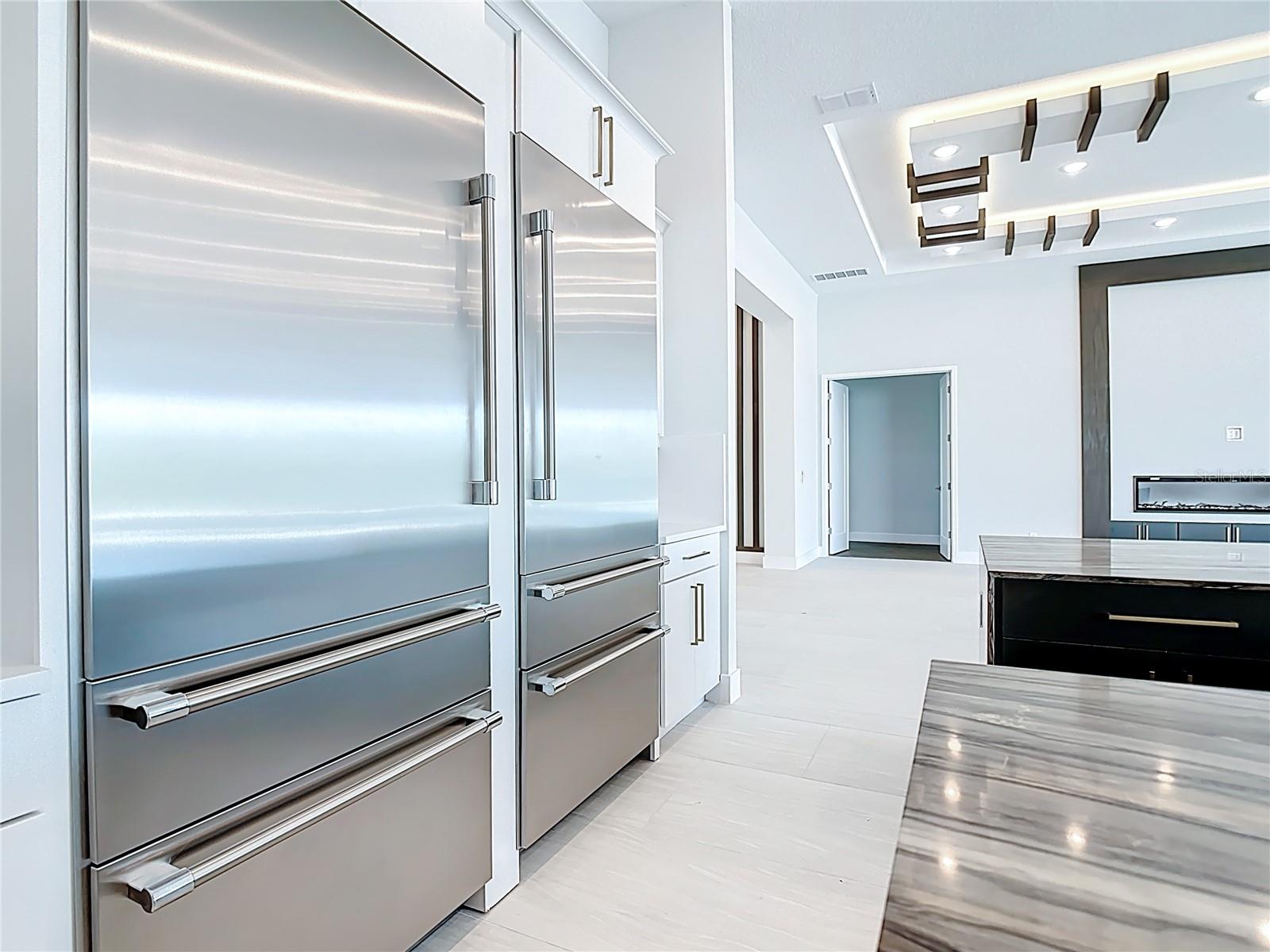 REUNION WEST - Residential