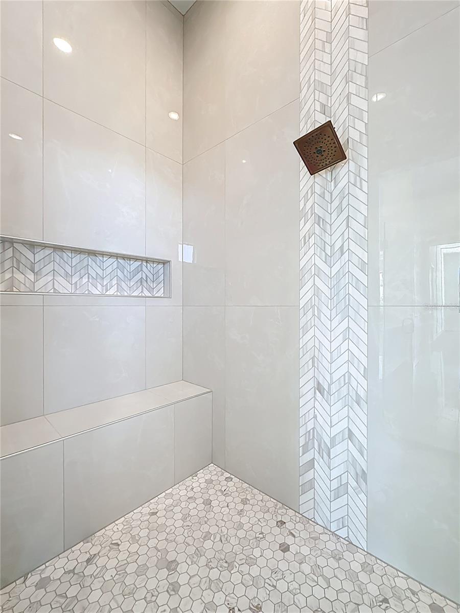 REUNION WEST - Residential