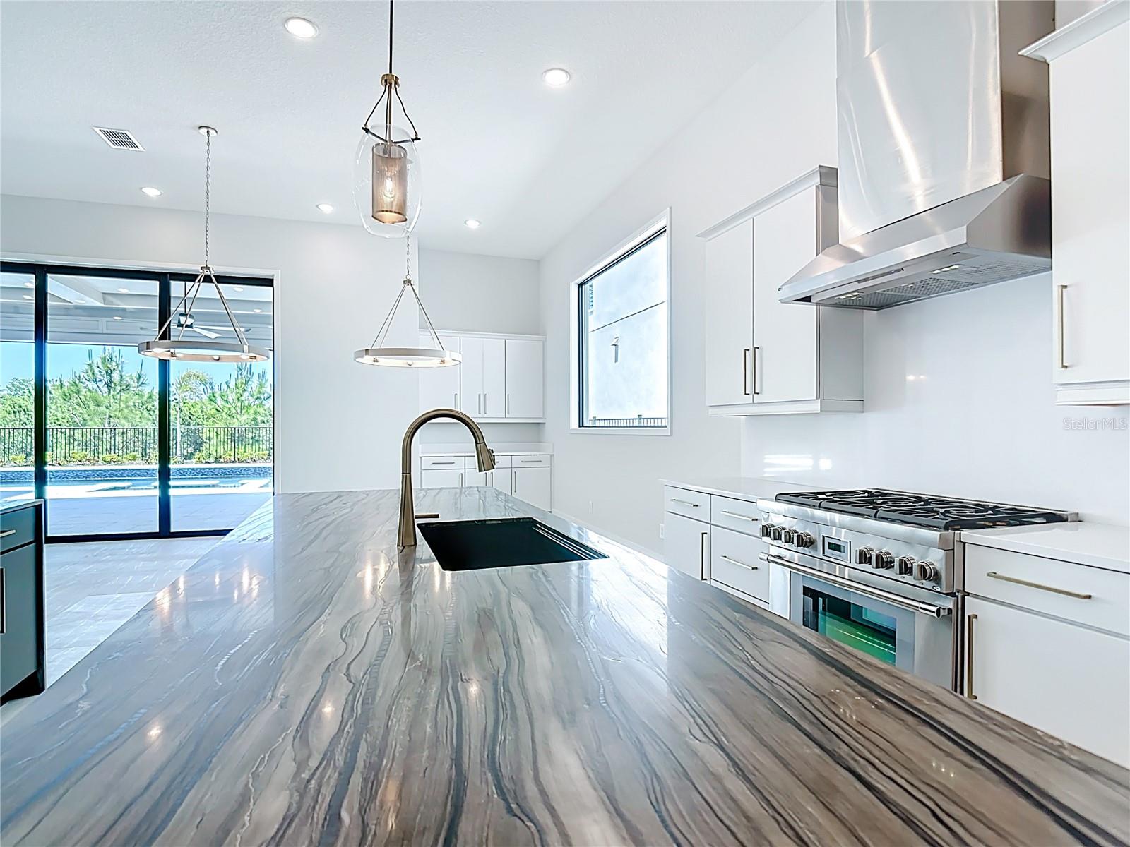 REUNION WEST - Residential