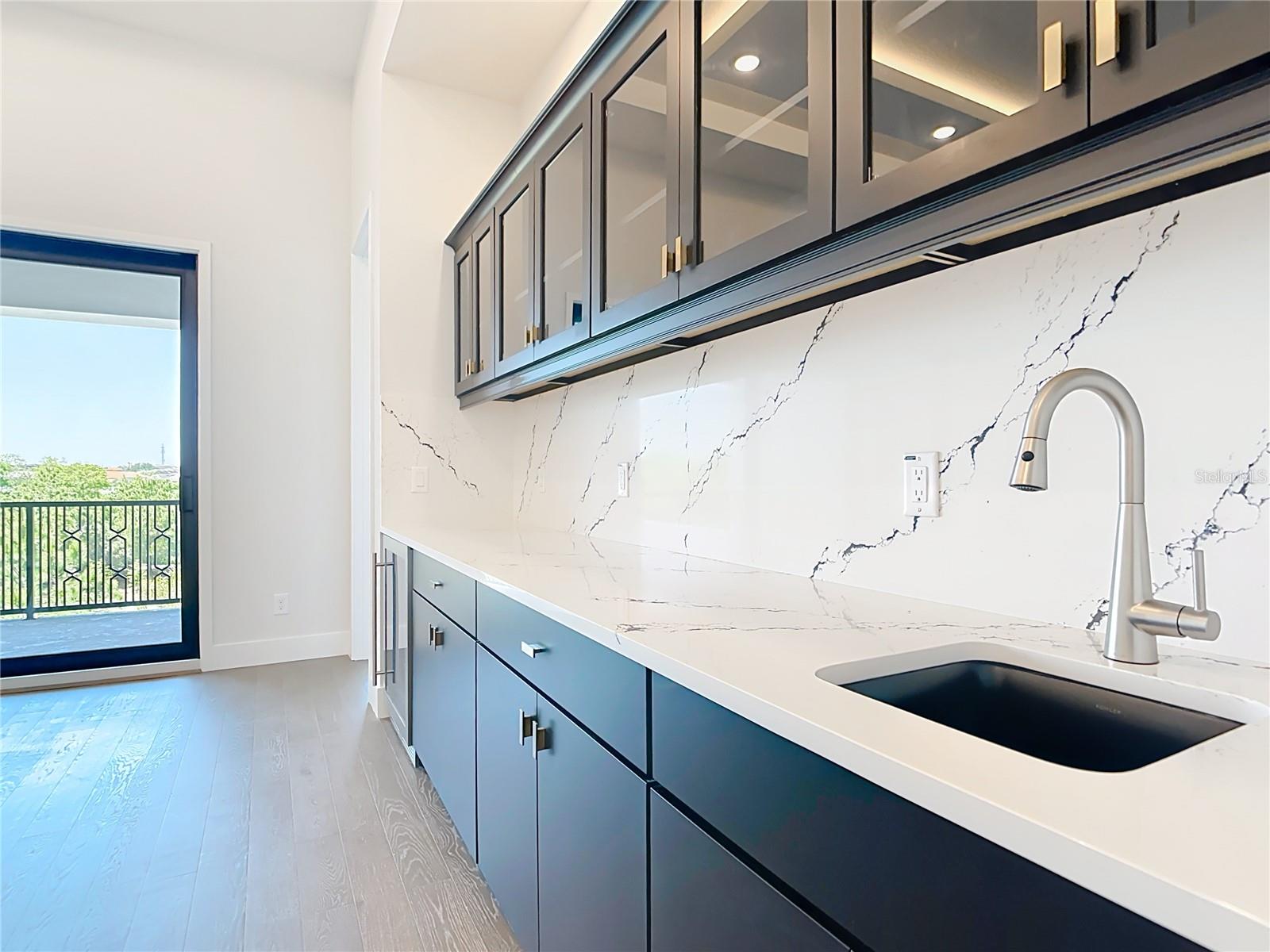 REUNION WEST - Residential