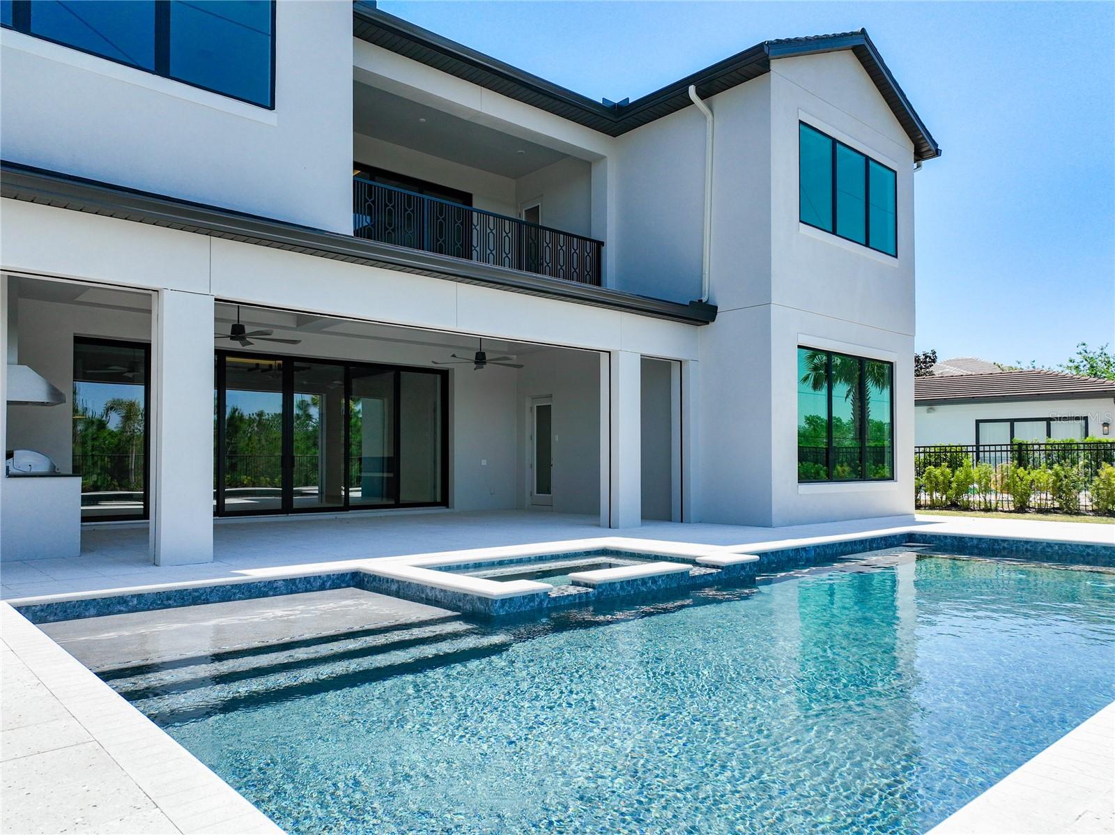 REUNION WEST - Residential