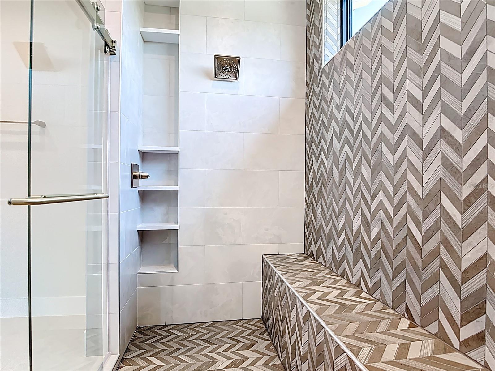 REUNION WEST - Residential