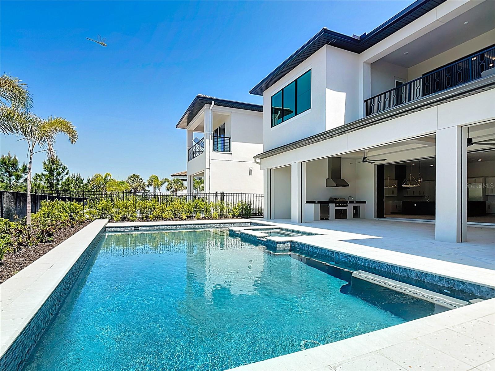 REUNION WEST - Residential