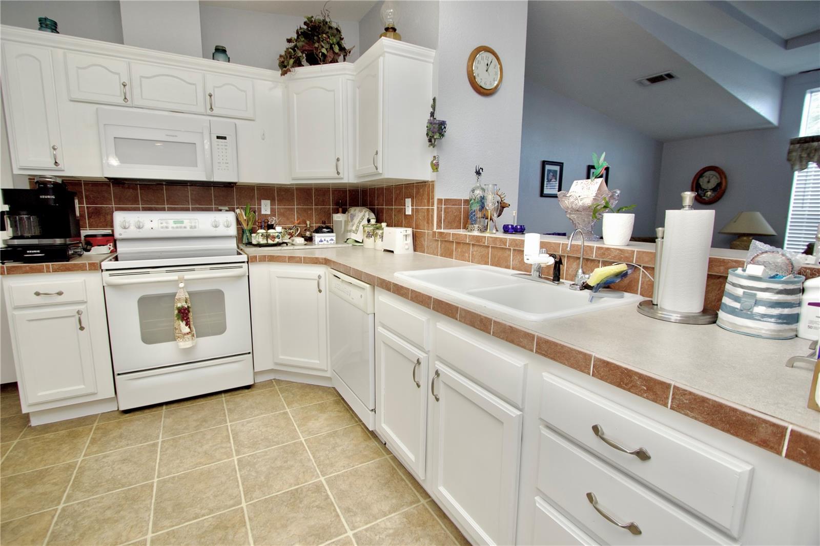 DORAL RO ASSOCIATION INC UNREC - Residential