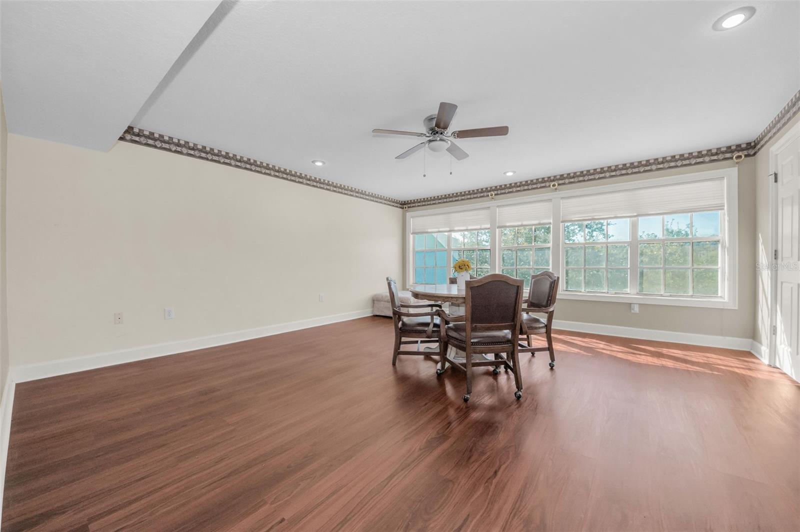 BOOT RANCH - EAGLE WATCH - Residential