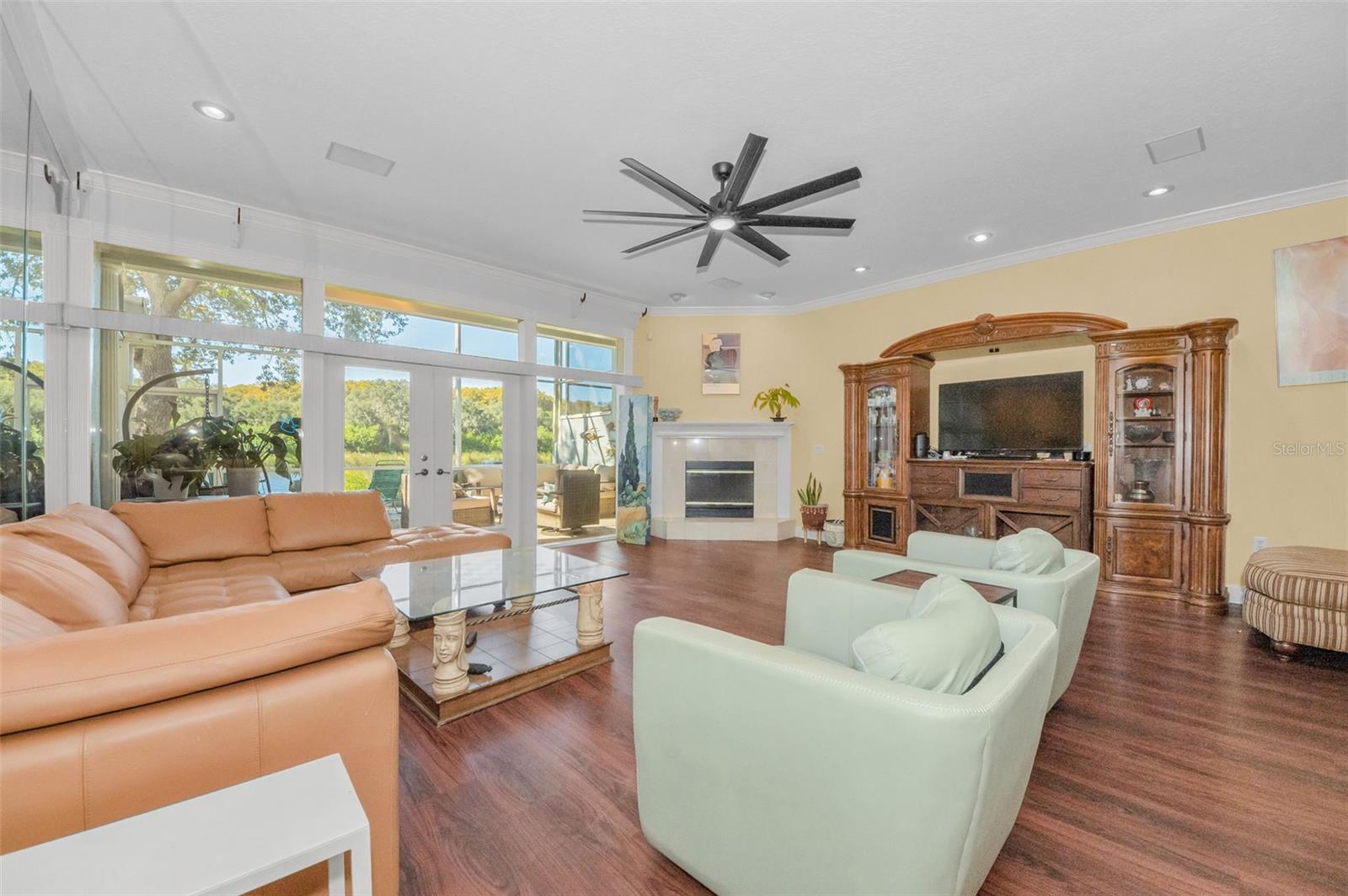 BOOT RANCH - EAGLE WATCH - Residential