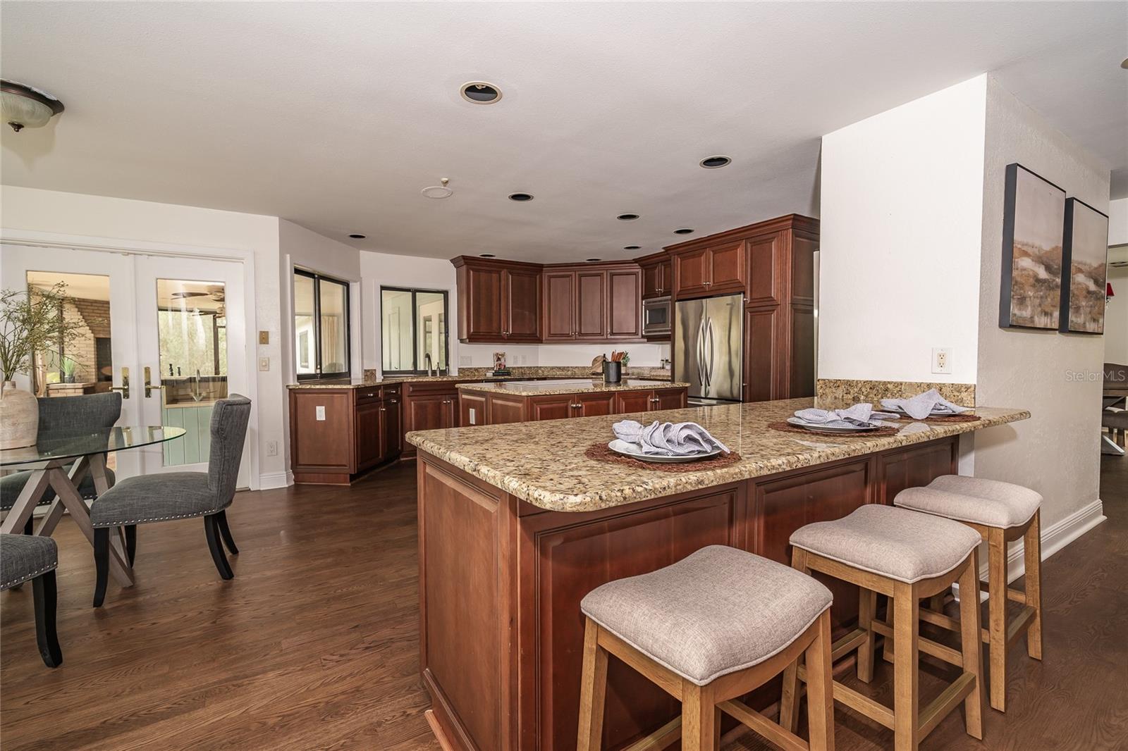 CARROLLWOOD VILLAGE SEC ON - Residential