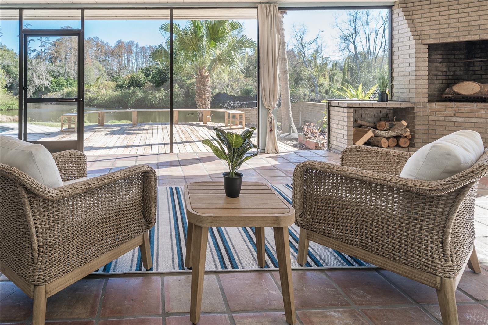 CARROLLWOOD VILLAGE SEC ON - Residential