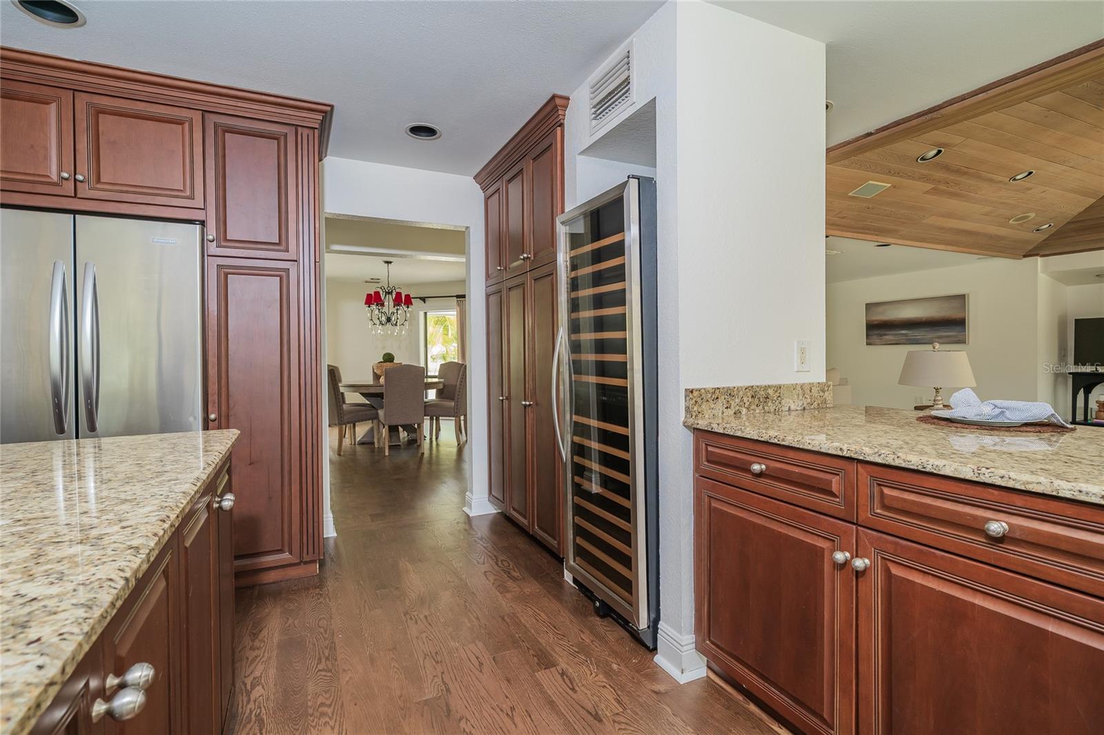 CARROLLWOOD VILLAGE SEC ON - Residential