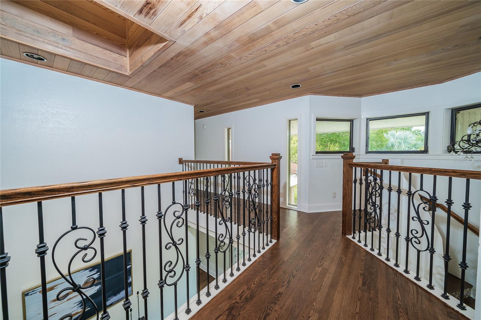 CARROLLWOOD VILLAGE SEC ON - Residential