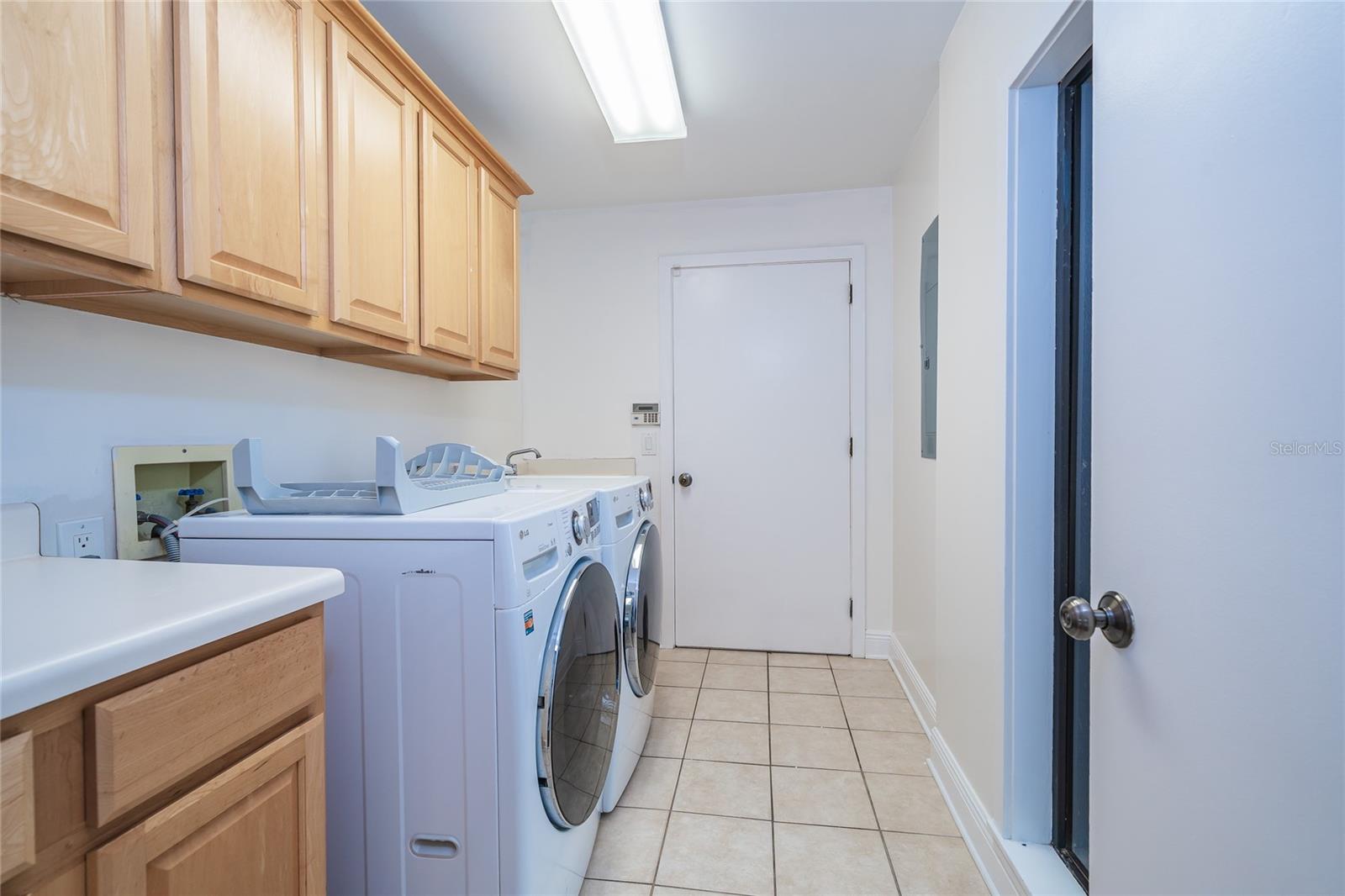 CARROLLWOOD VILLAGE SEC ON - Residential