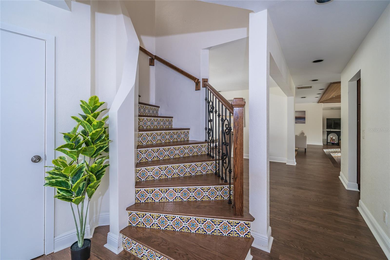 CARROLLWOOD VILLAGE SEC ON - Residential