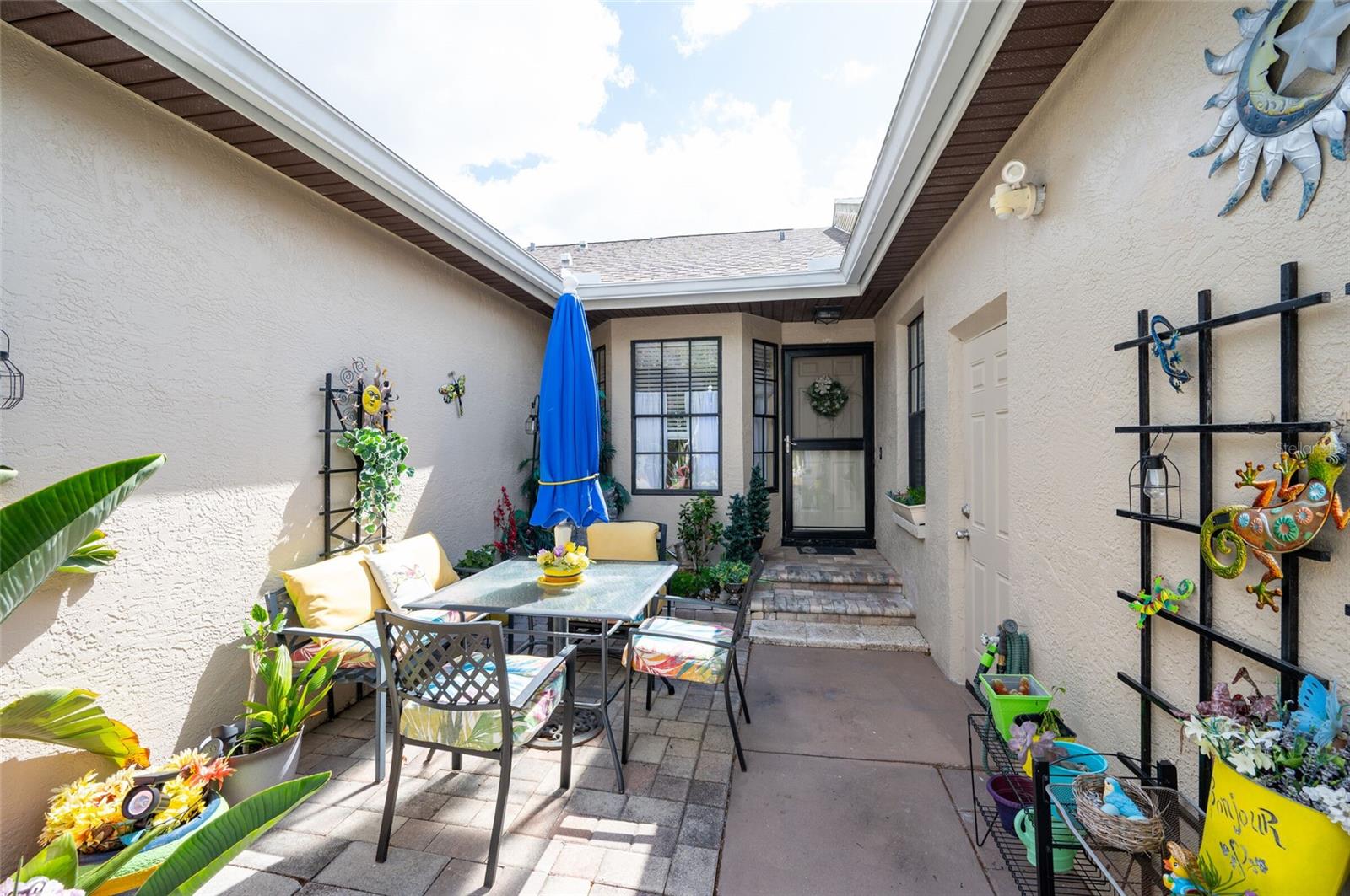 CYPRESS RUN AT MEADOW OAKS - Residential