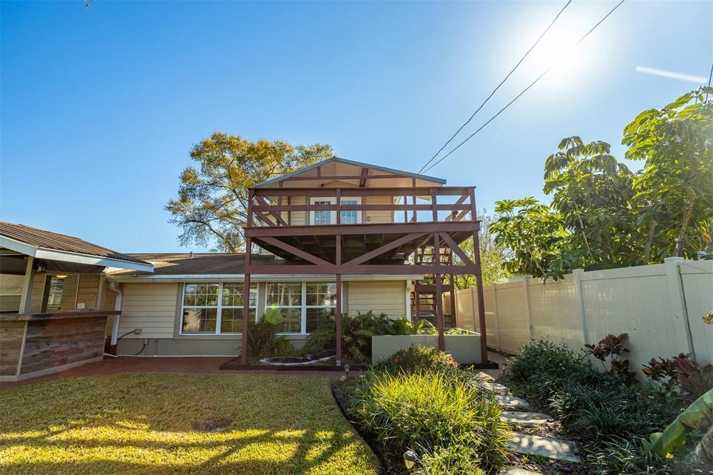 Photo of 5564 N 63rd Way N, St Petersburg, FL 33709 (MLS # TB8480979)