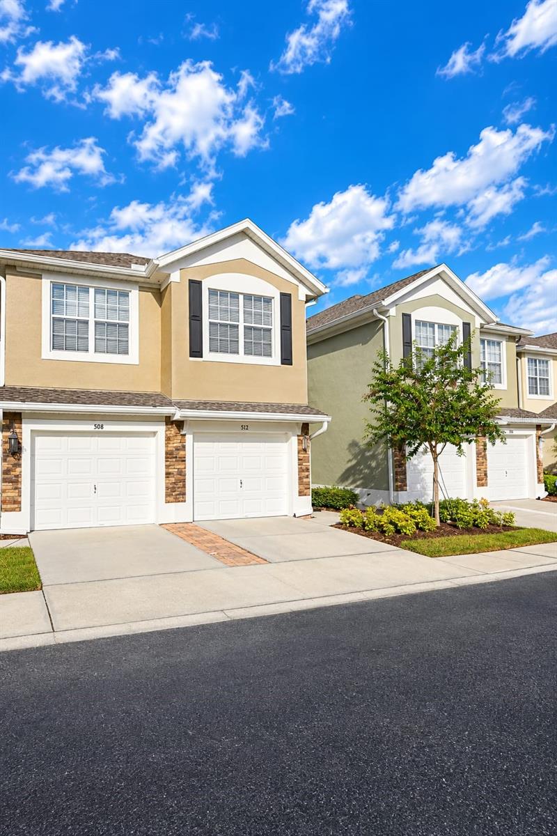 512 HOCKENDALE COVE 1