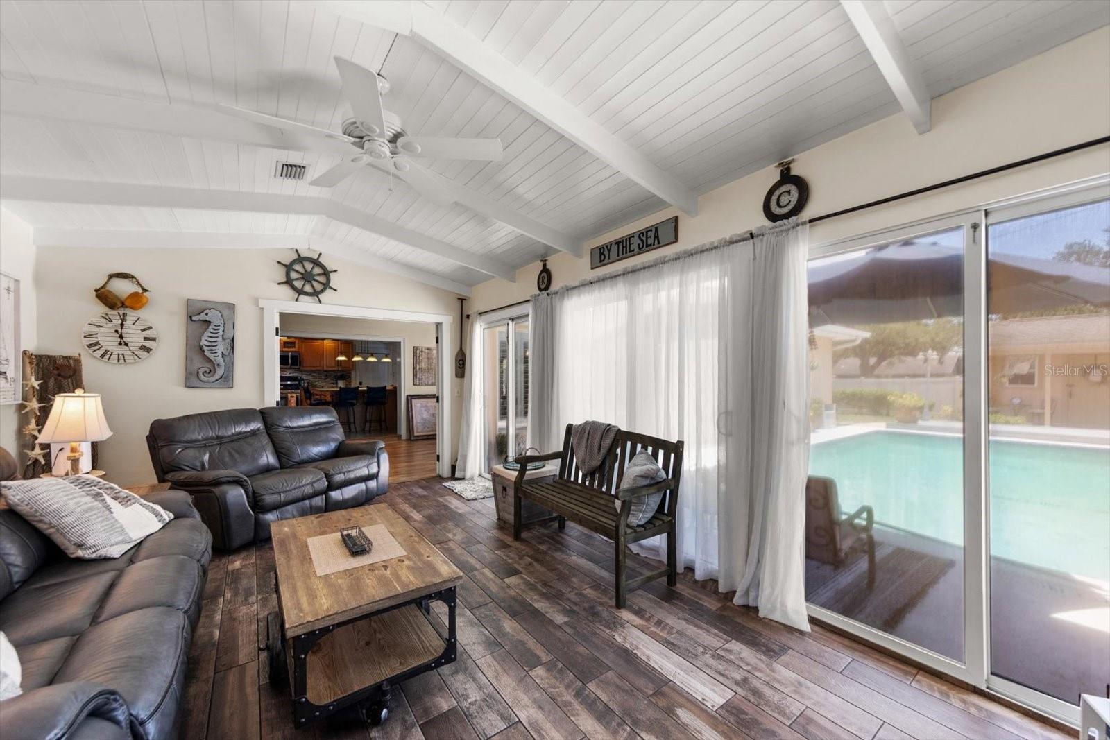 OAKHURST GROVES 2ND ADD - Residential