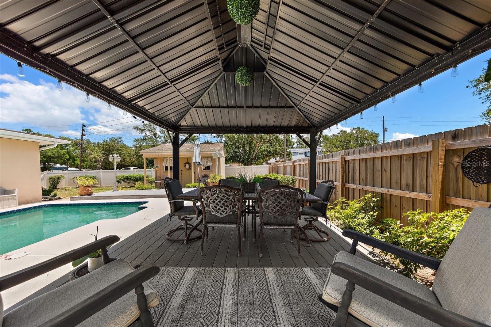 OAKHURST GROVES 2ND ADD - Residential