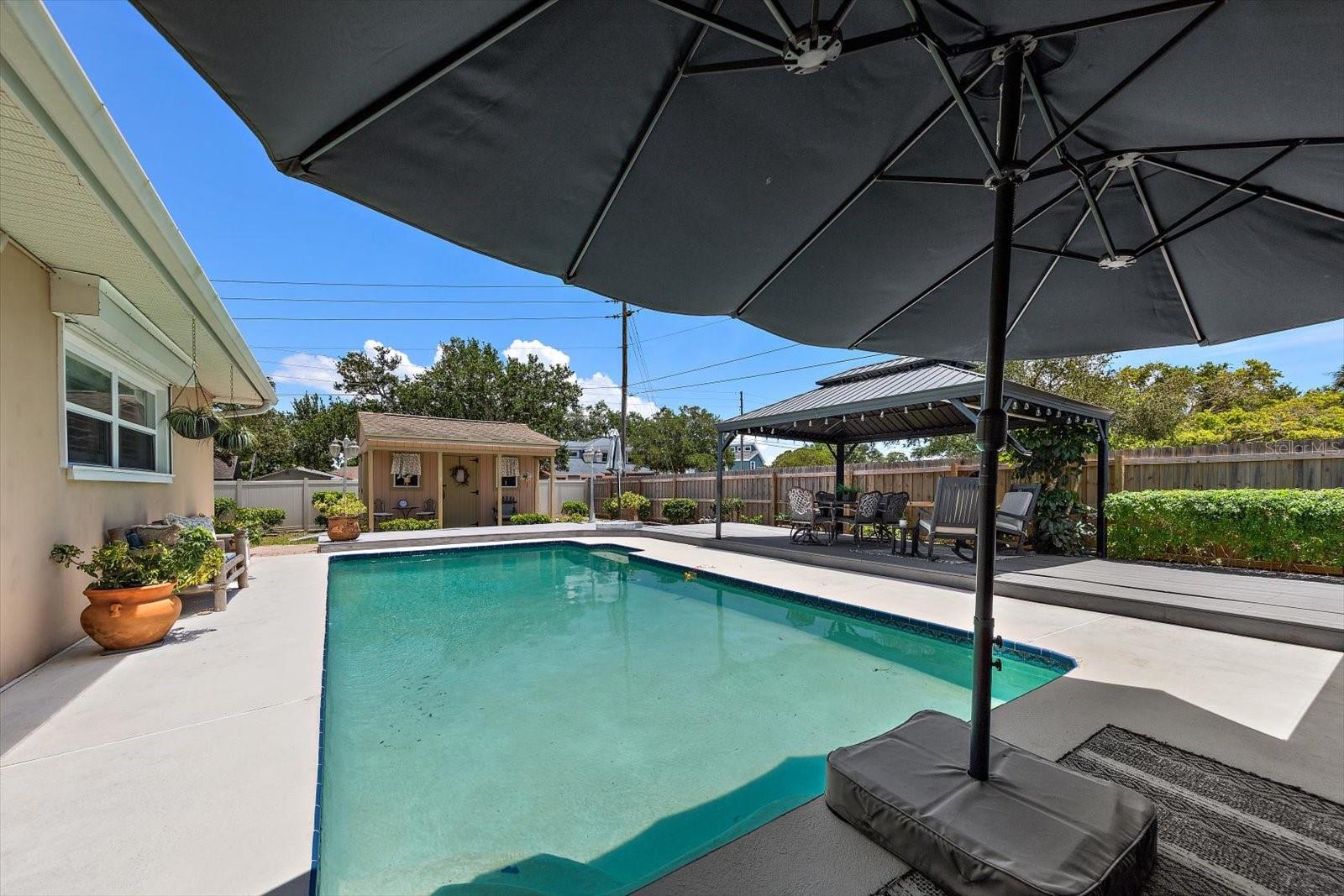 OAKHURST GROVES 2ND ADD - Residential