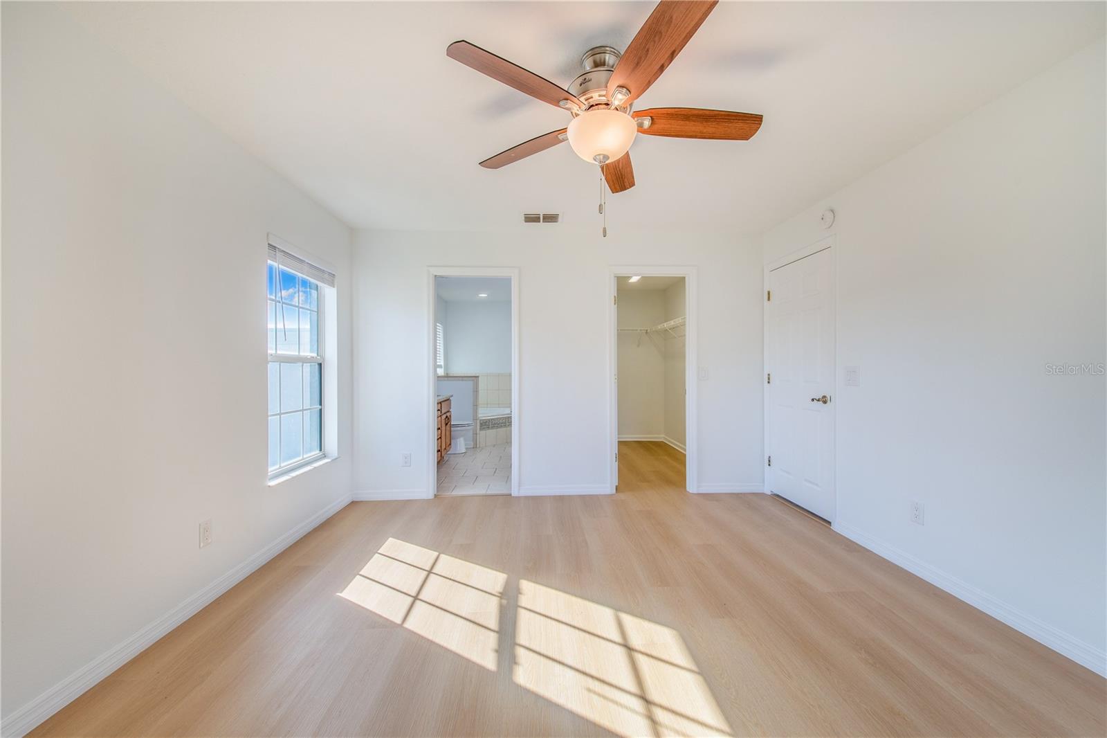 COUNTRY WALK PH 02 - Residential