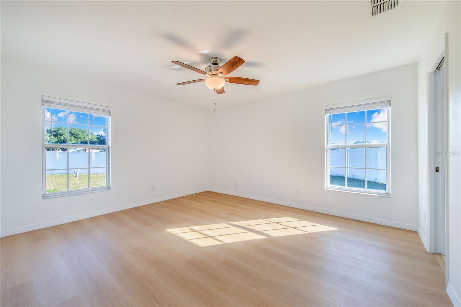 COUNTRY WALK PH 02 - Residential