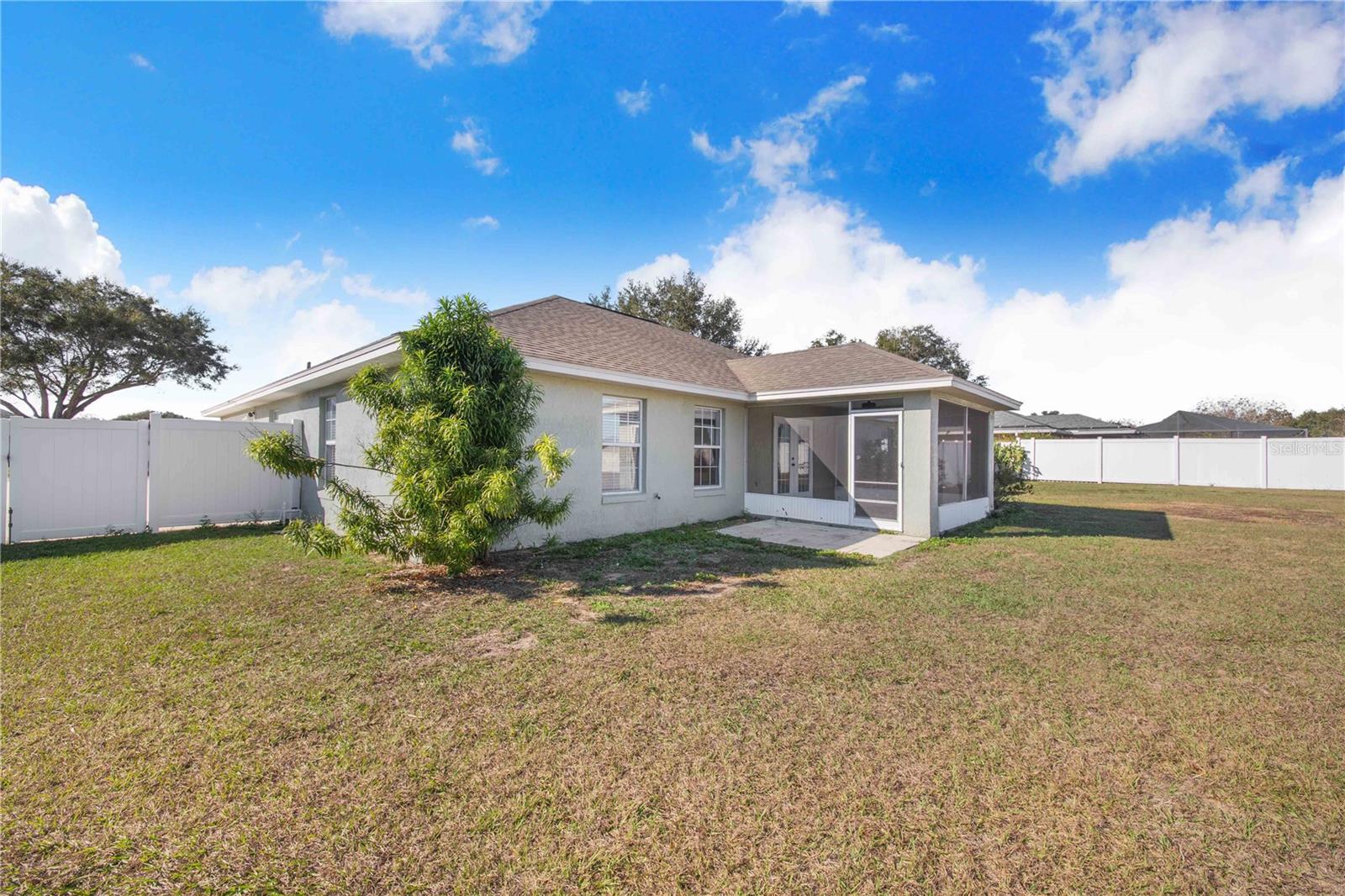 COUNTRY WALK PH 02 - Residential