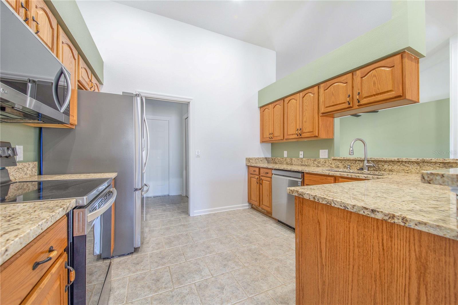 COUNTRY WALK PH 02 - Residential