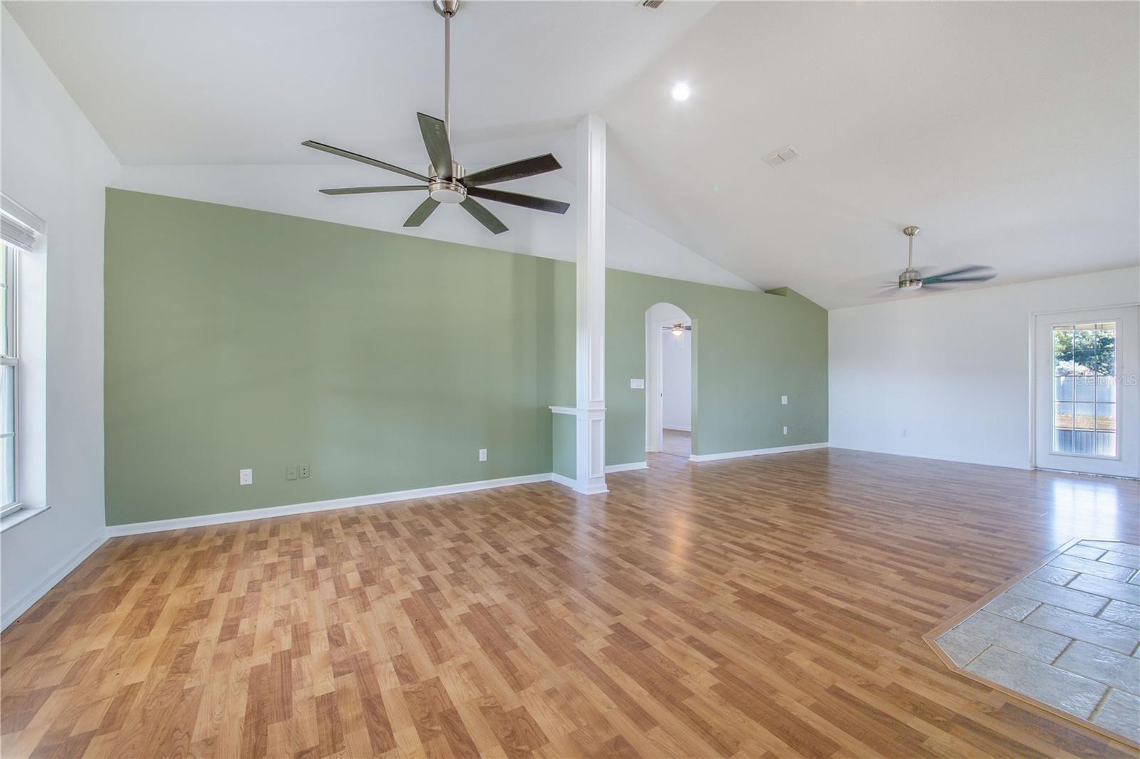 COUNTRY WALK PH 02 - Residential