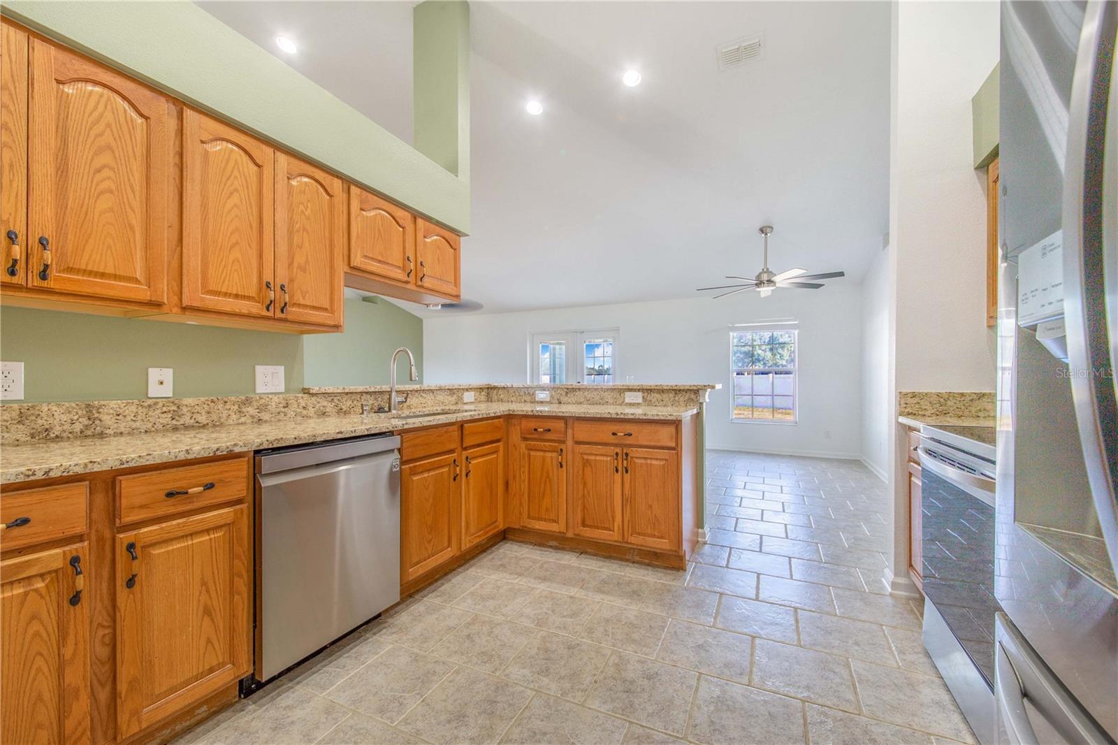 COUNTRY WALK PH 02 - Residential