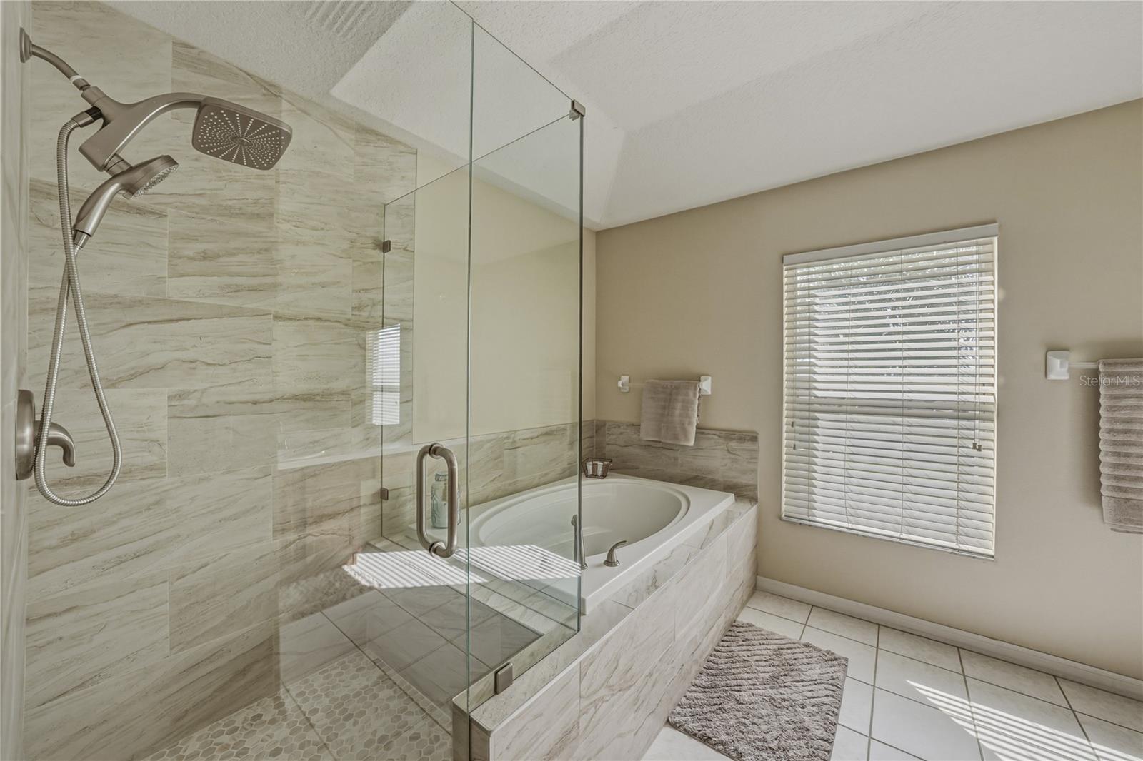 TWIN LAKES PARCELS D1 D3 & E - Residential